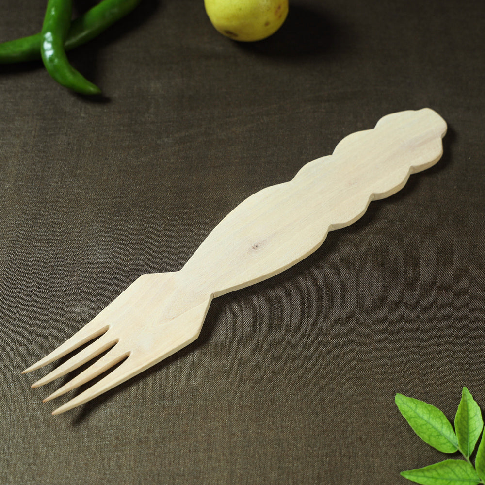Handmade Udayagiri Beige Wooden Serving Kajur Fork 11