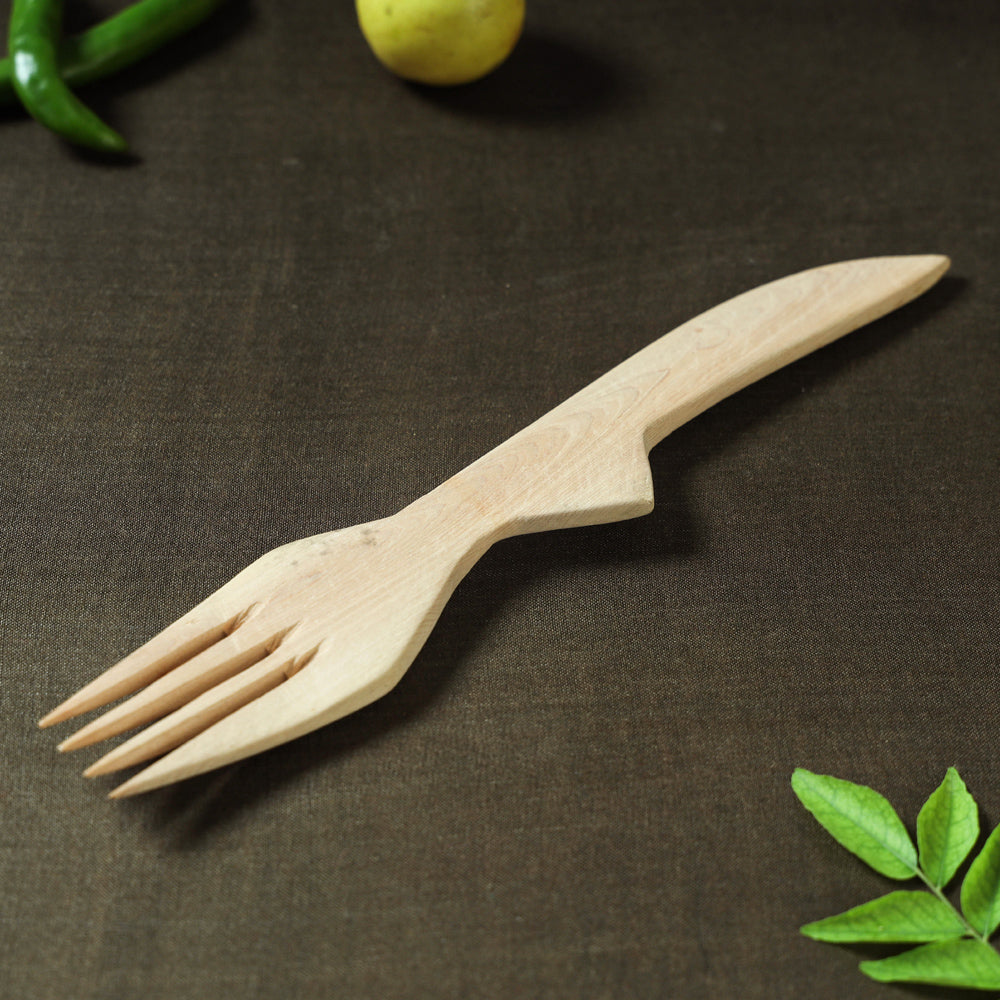 Handmade Udayagiri Beige Wooden Serving Kajur Fork 03