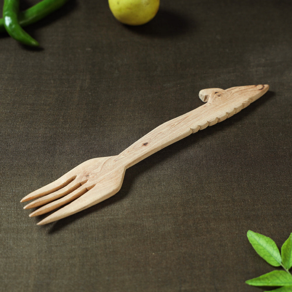 Handmade Udayagiri Beige Wooden Serving Kajur Fork 04