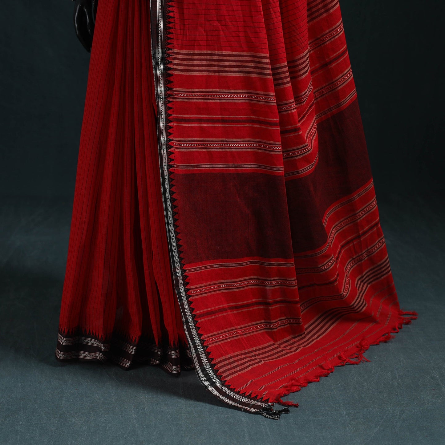 Bengal handwoven cotton begumpuri saree 28 - handcrafted