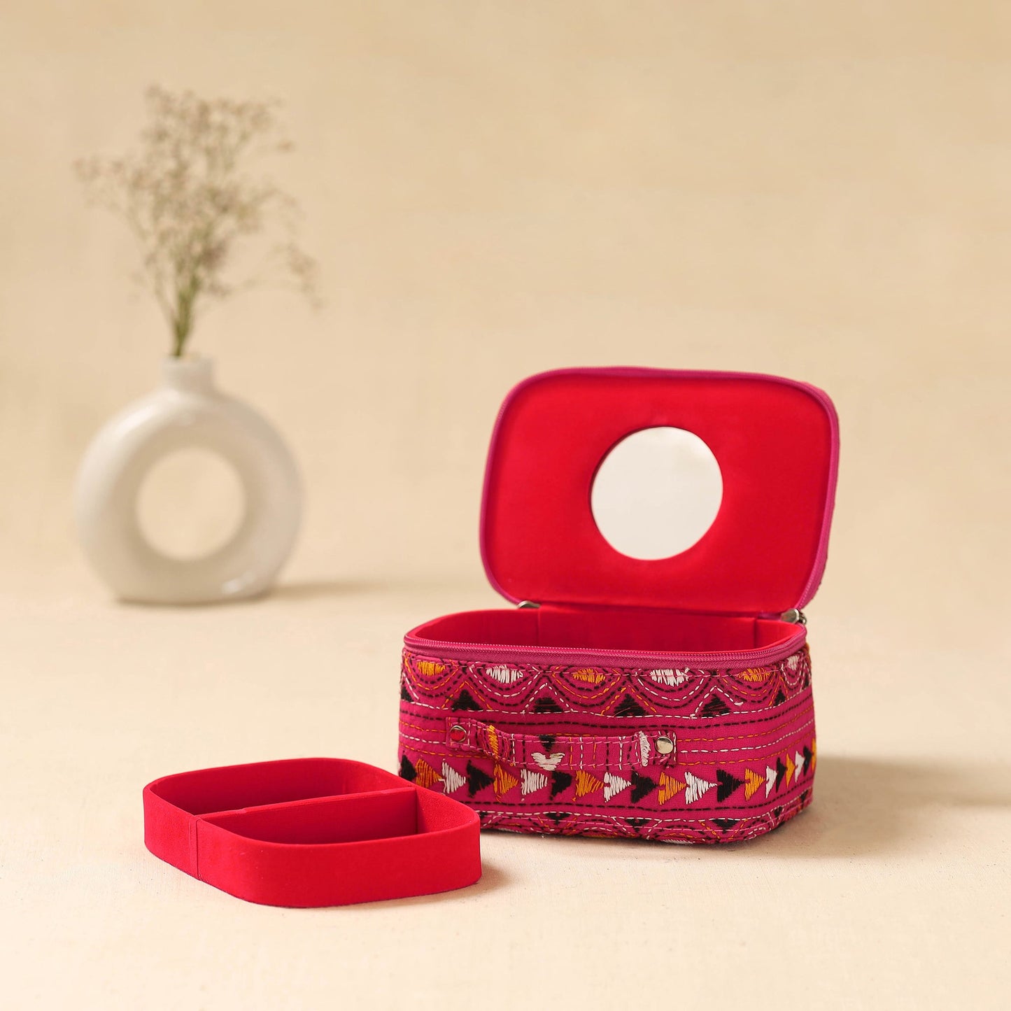 Bengal kantha work handcrafted jewellery box with mirror 03