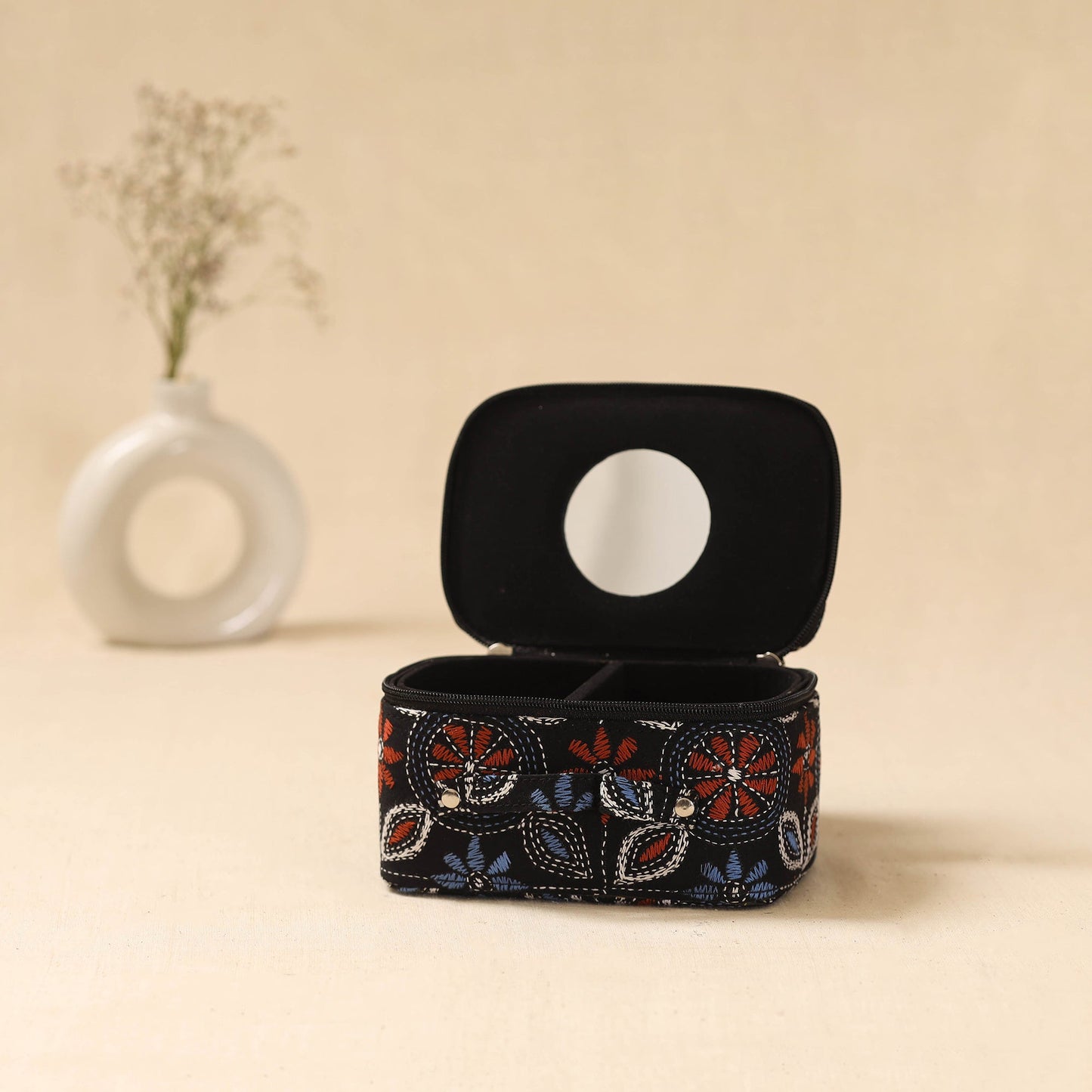 Bengal kantha work handcrafted jewellery box with mirror 06