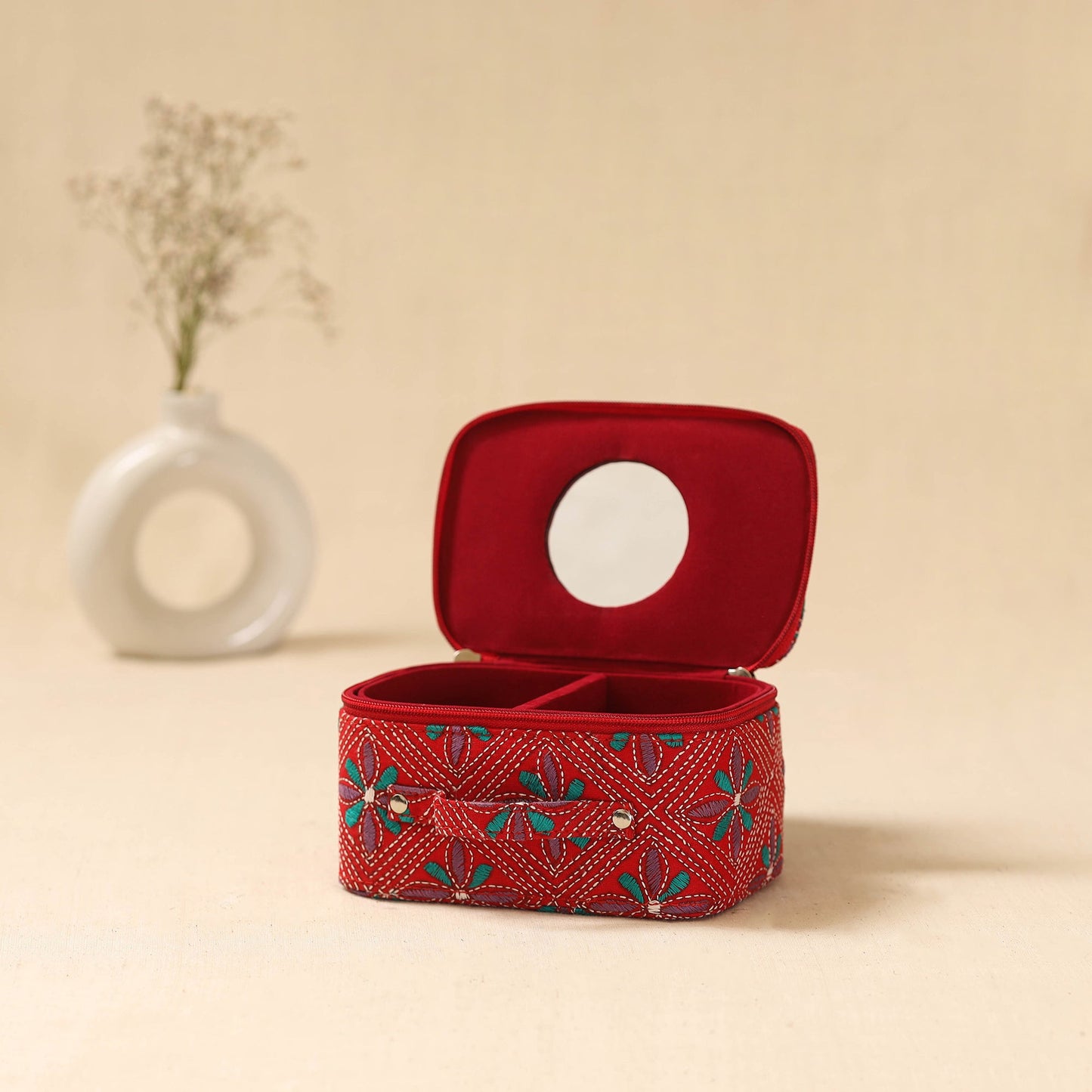 Bengal kantha work handcrafted jewellery box with mirror 08