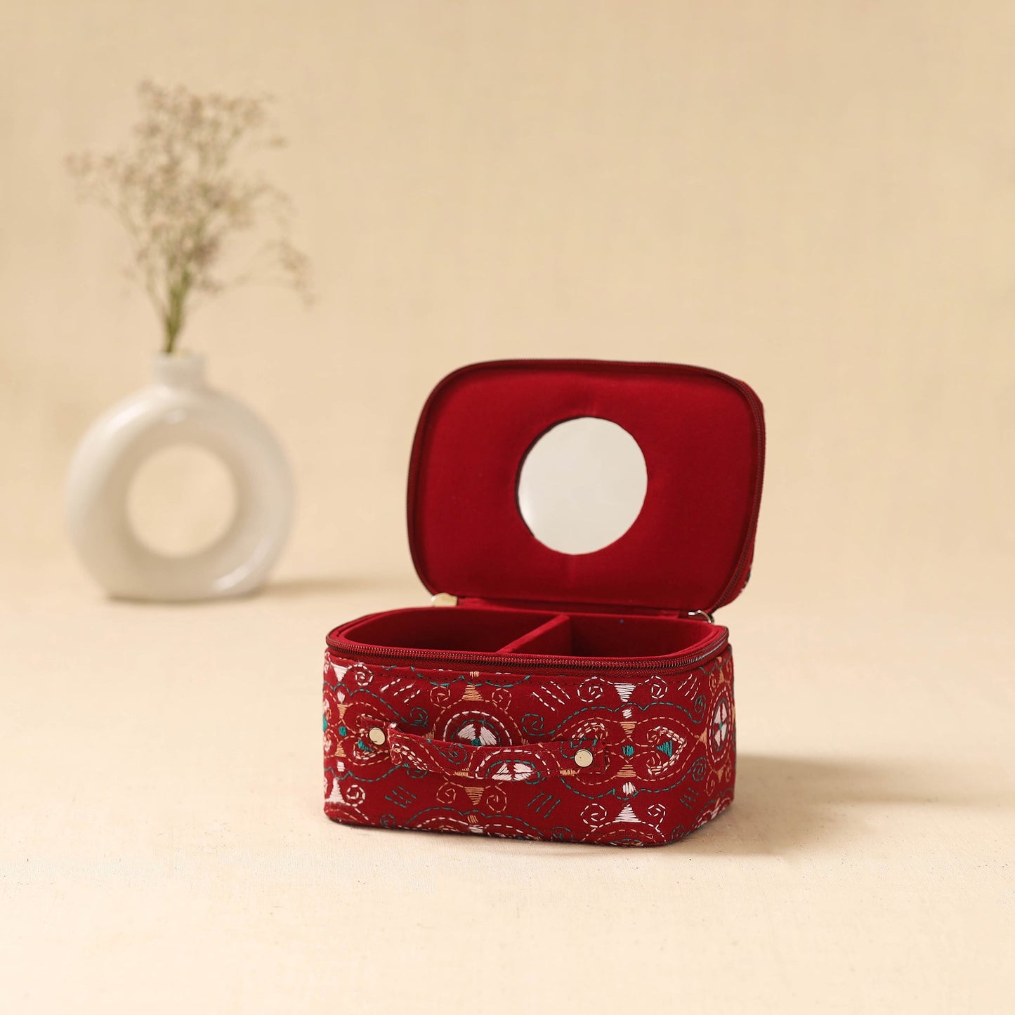 Bengal kantha work handcrafted jewellery box with mirror 10