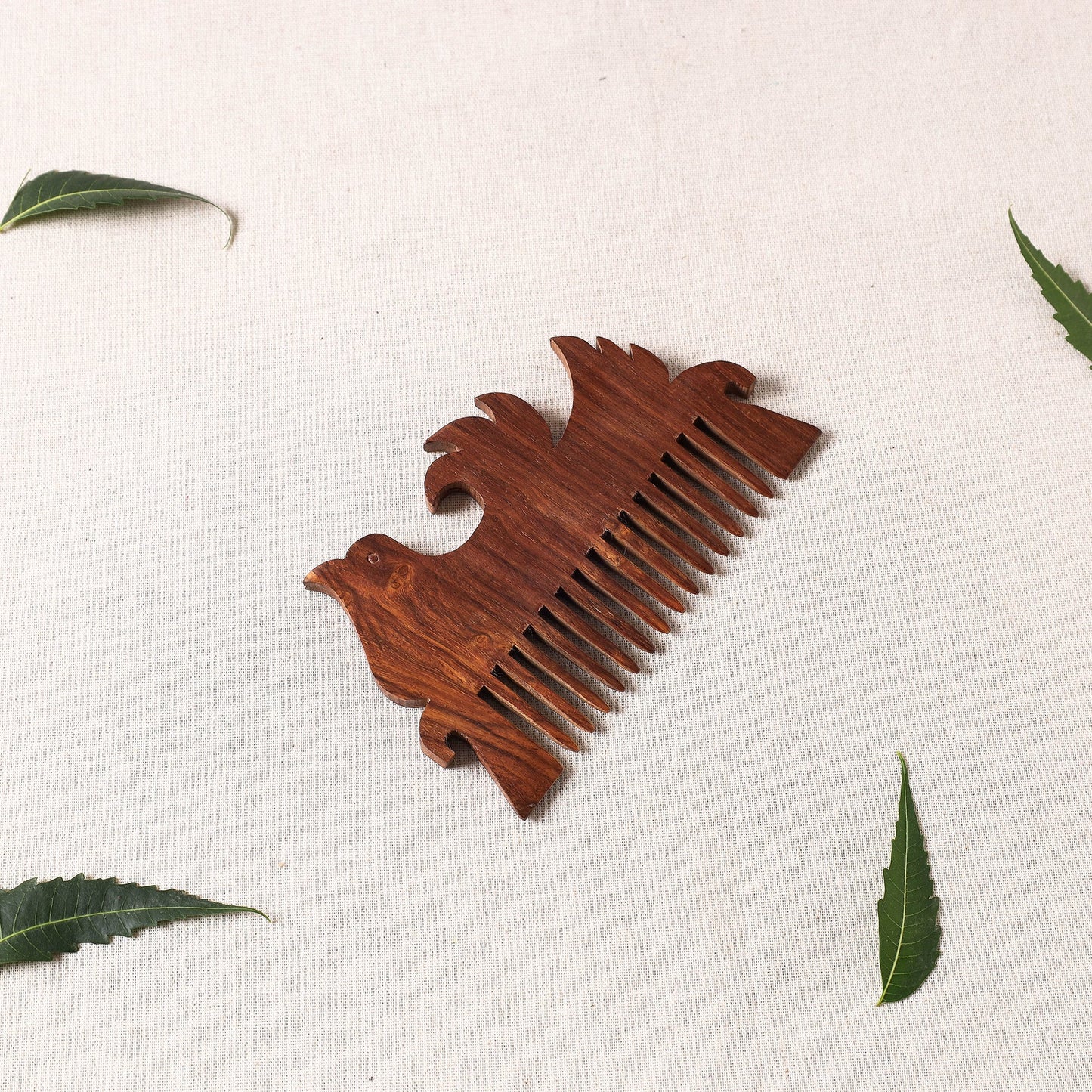 Bijnor Hand Carved Sheesham Wood Comb (Medium)