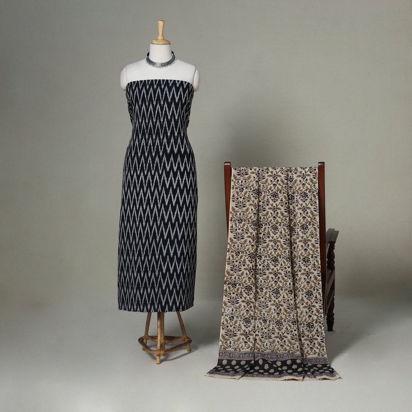 Black - 2pc unstitched cotton pochampally ikat dress