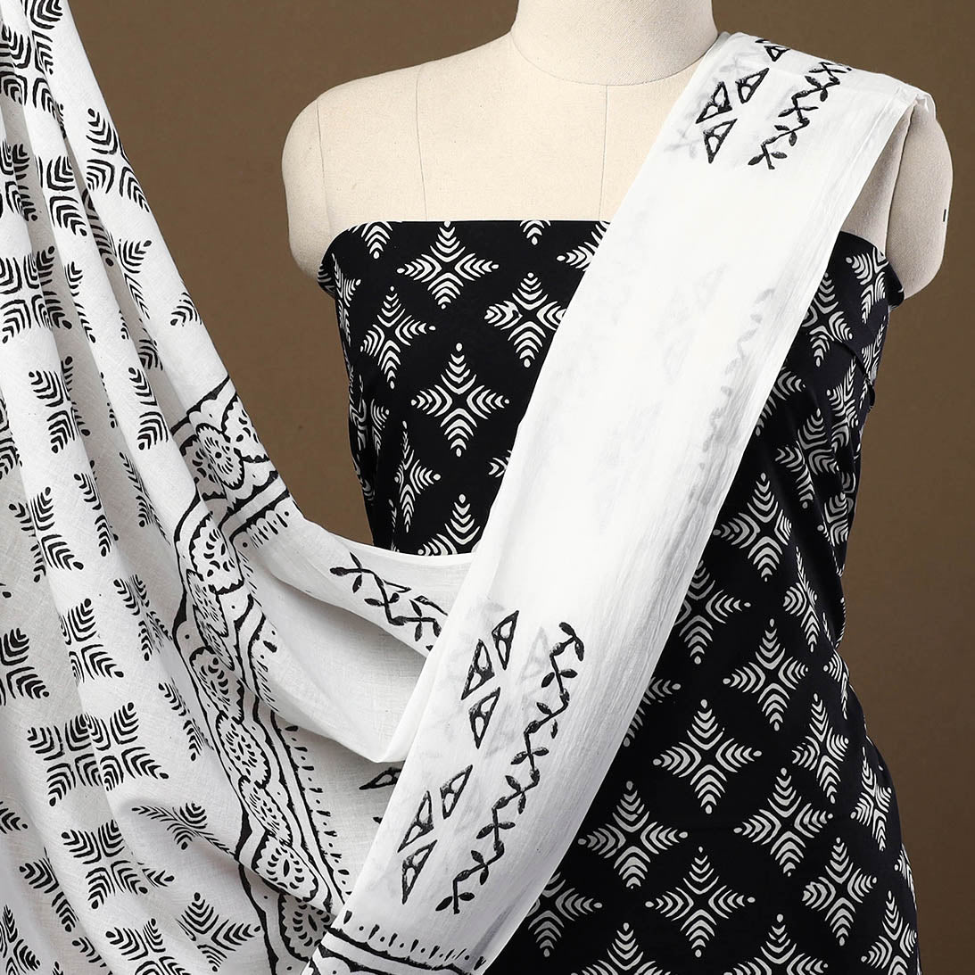 Buy Black 3pc Sanganeri Block Print Cotton Dress Material