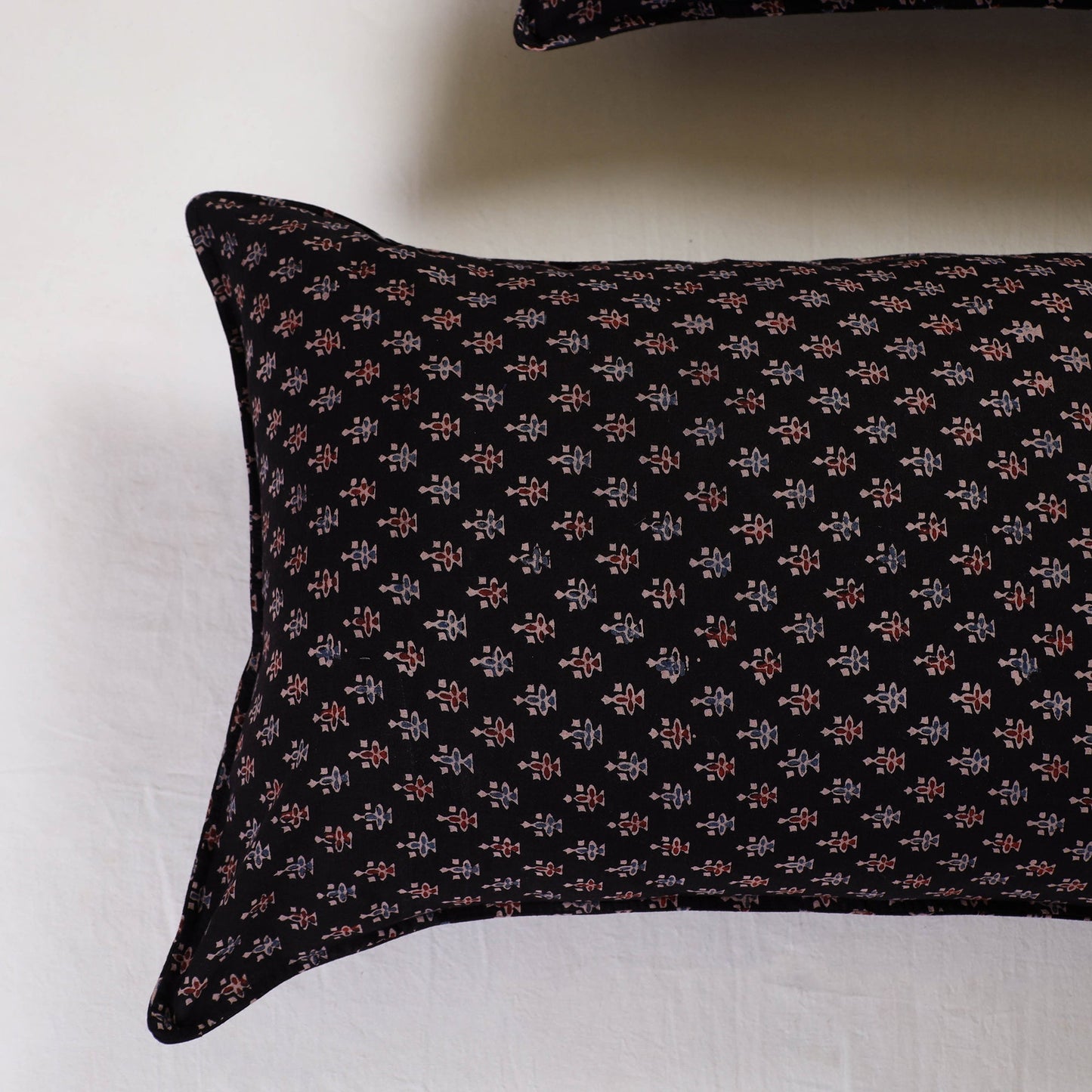 Black - pillow cover (set of 2) 10 - handcrafted