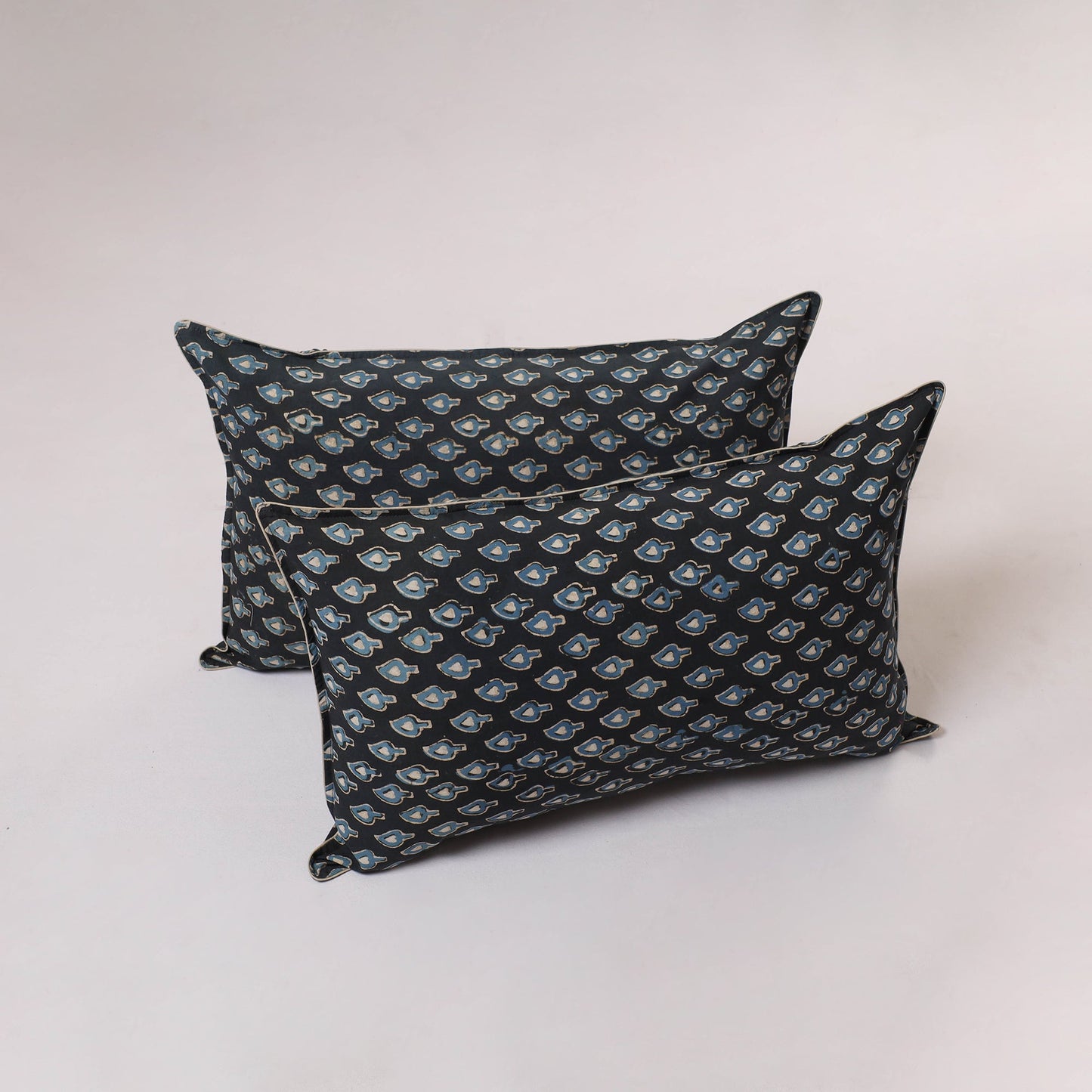 Akola hand pillow cover (set of 2) 03 - handcrafted