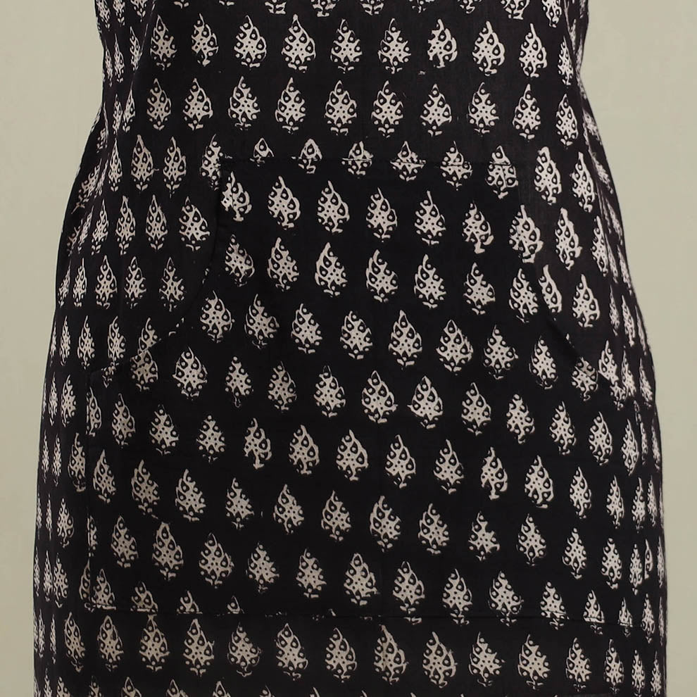 Buy Black Bagh Block Print Cotton Apron with Pocket