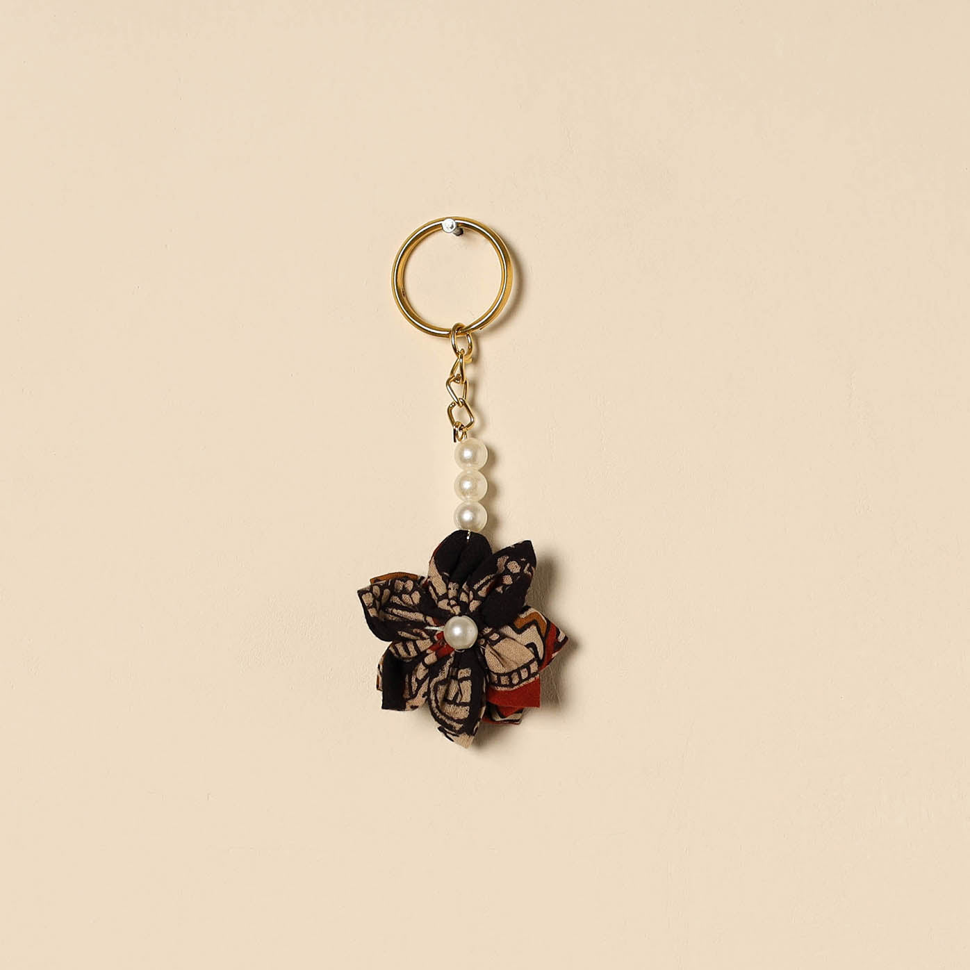 Beaded fabart flower keychain 22 - handcrafted
