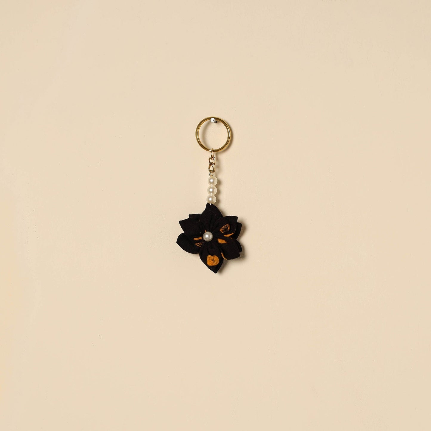 Beaded fabart flower keychain 61 - handcrafted