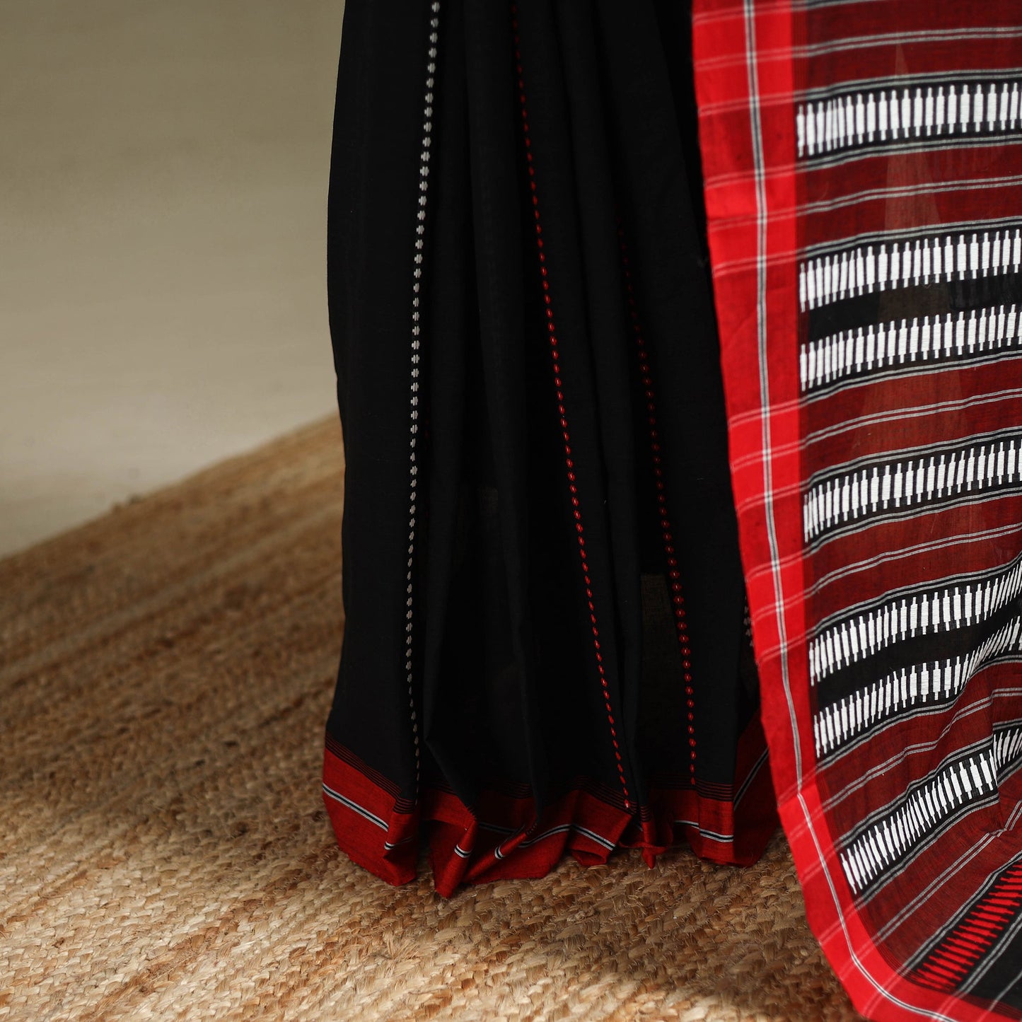 Black - bengal handwoven cotton begumpuri saree 32