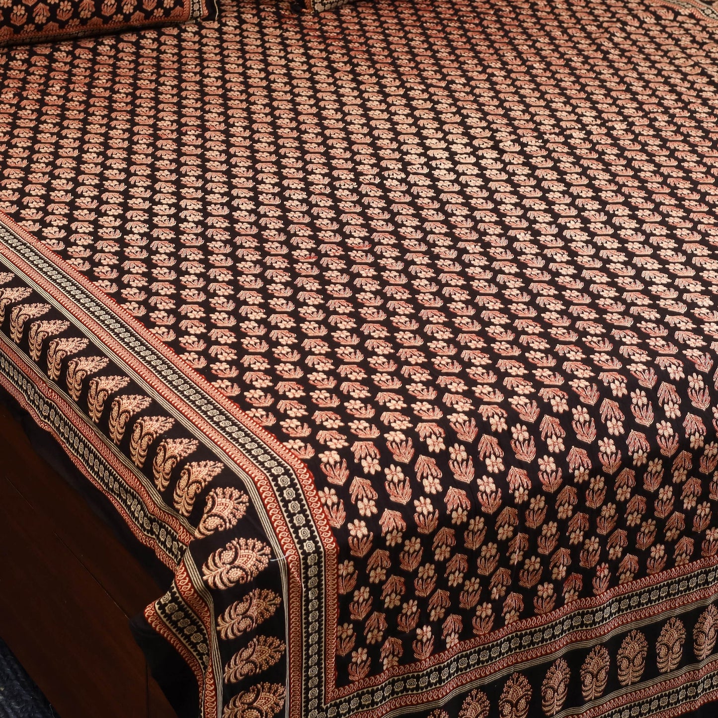 Black - cotton double bagru bed sheet set (108 x 90 in) 07