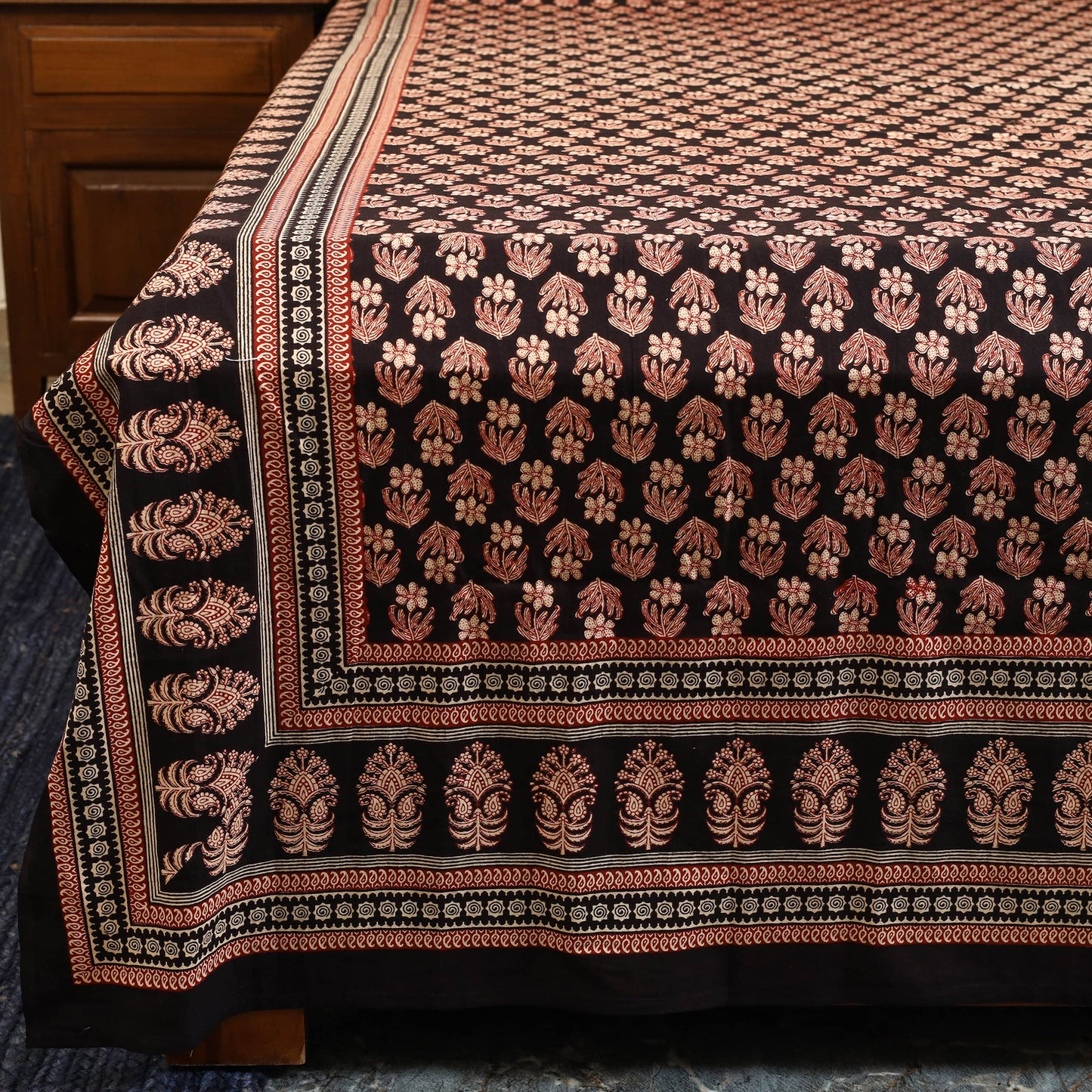 Black - cotton double bagru bed sheet set (108 x 90 in) 07