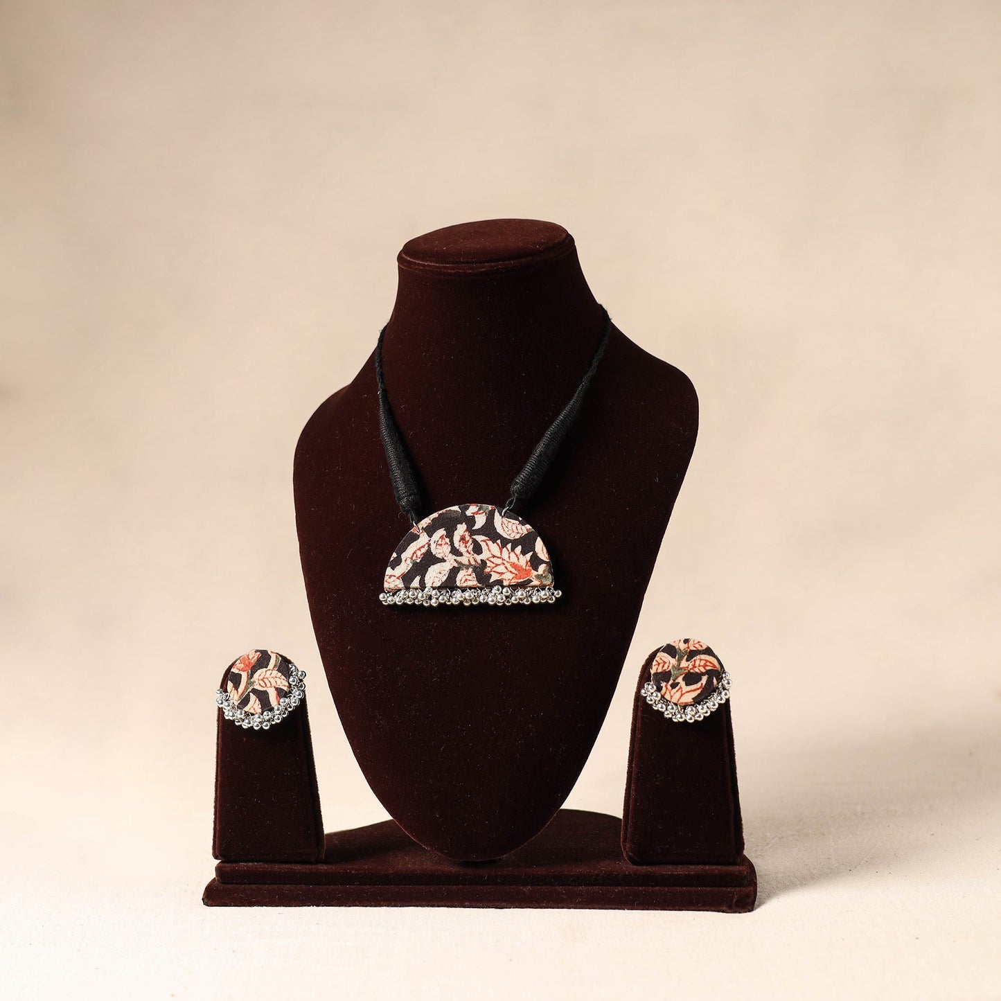 Black German Silver Fabart Necklace Set