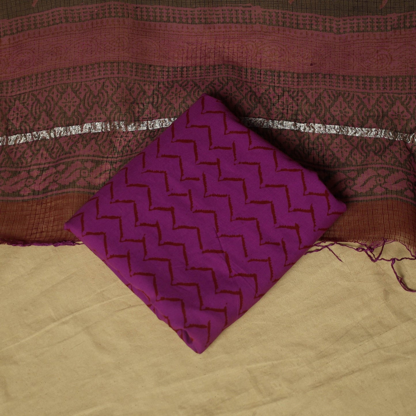 Hand block bagh print cotton 3pc unstitched dress material
