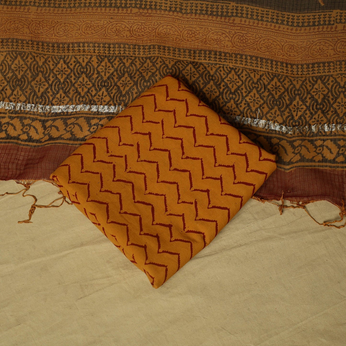 Hand block bagh print cotton 3pc unstitched dress material