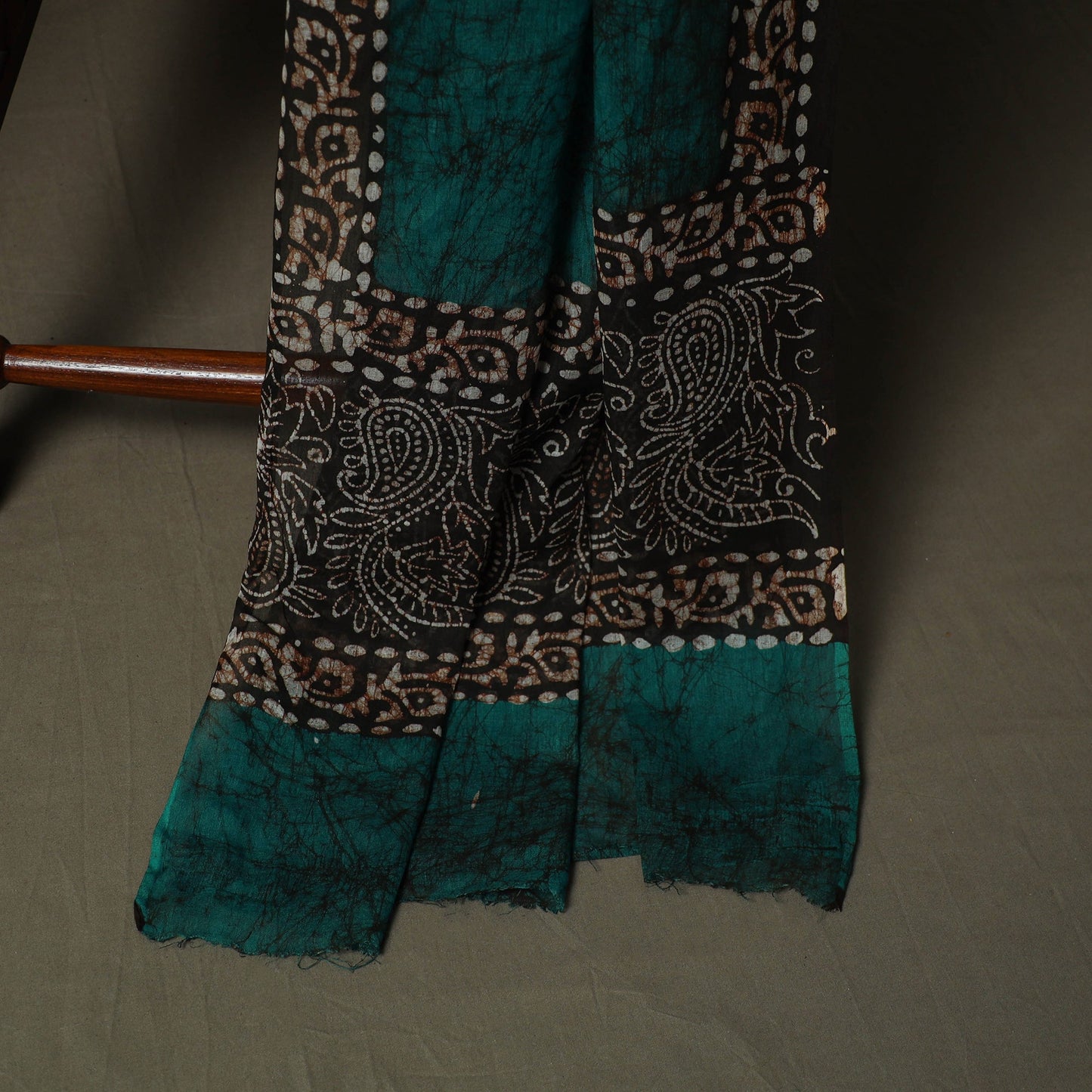 Hand batik cotton 3pc unstitched dress material 39