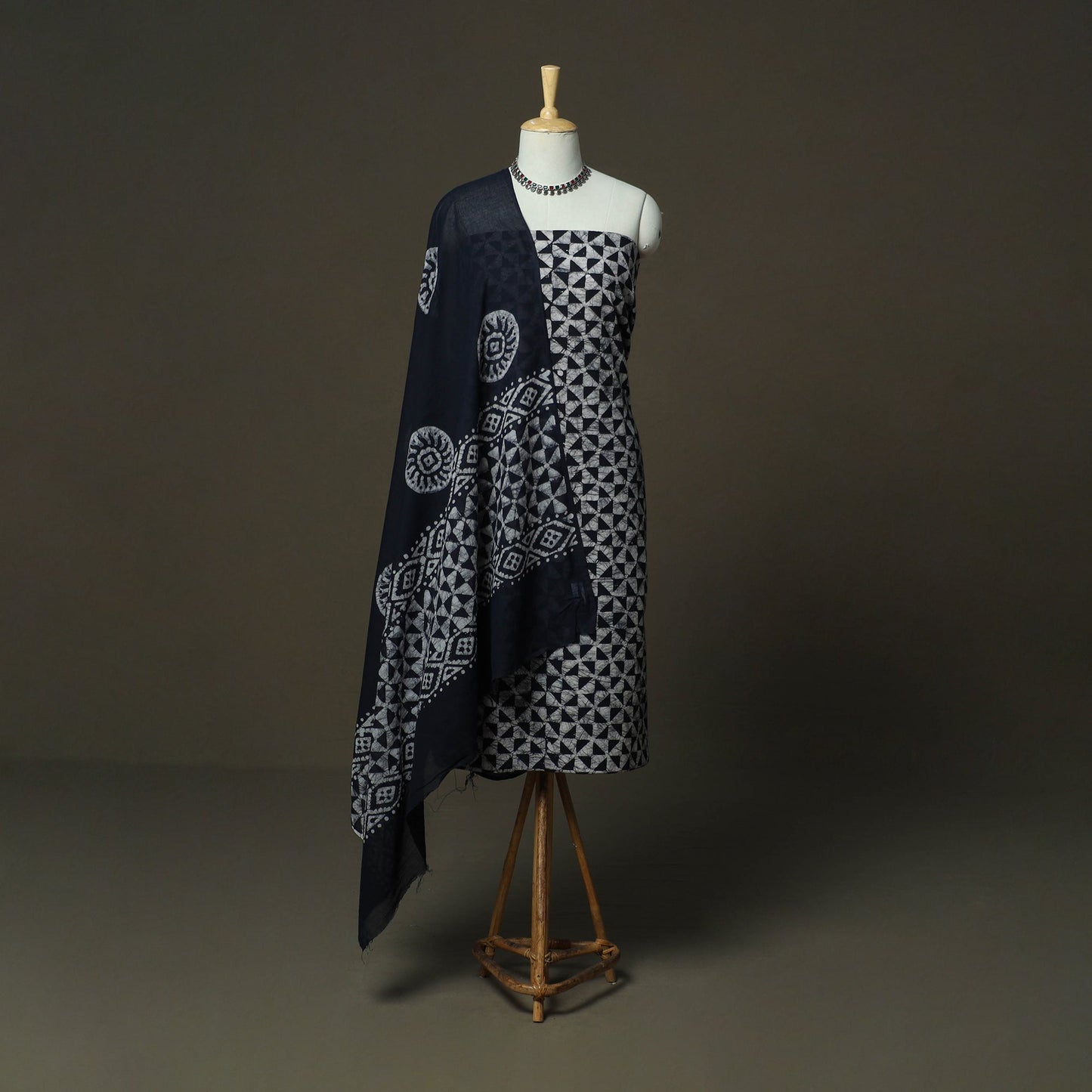 Hand batik cotton 3pc unstitched dress material 46