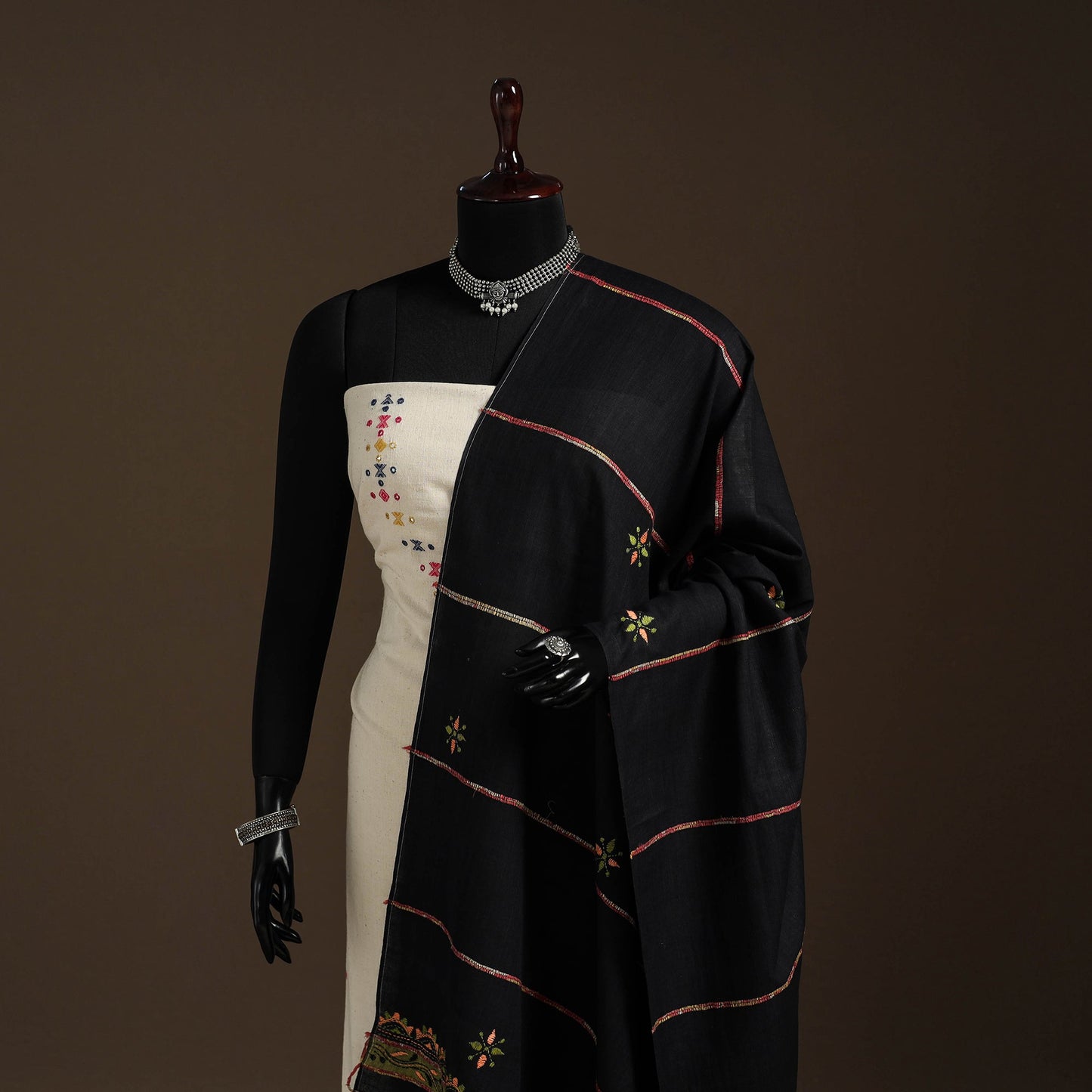 Black Hand Embroidery Khes Handwoven Cotton Kantha Dupatta