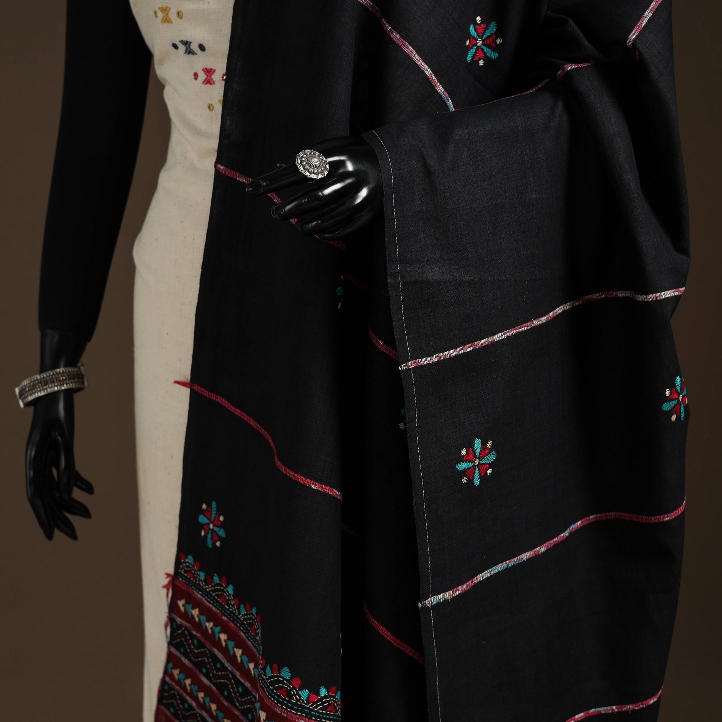 Black Hand Embroidery Khes Handwoven Cotton Kantha Dupatta