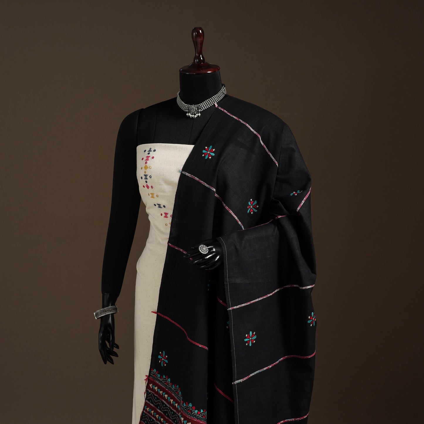 Black Hand Embroidery Khes Handwoven Cotton Kantha Dupatta