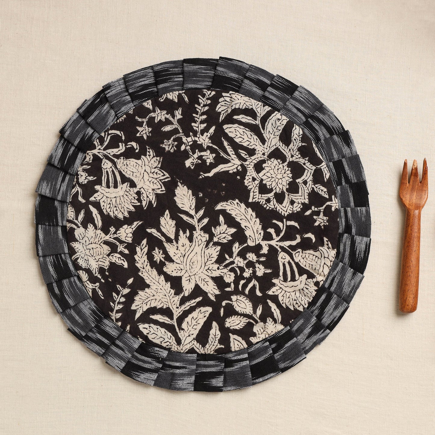 Shop Black Handcrafted Cotton Pot Holder