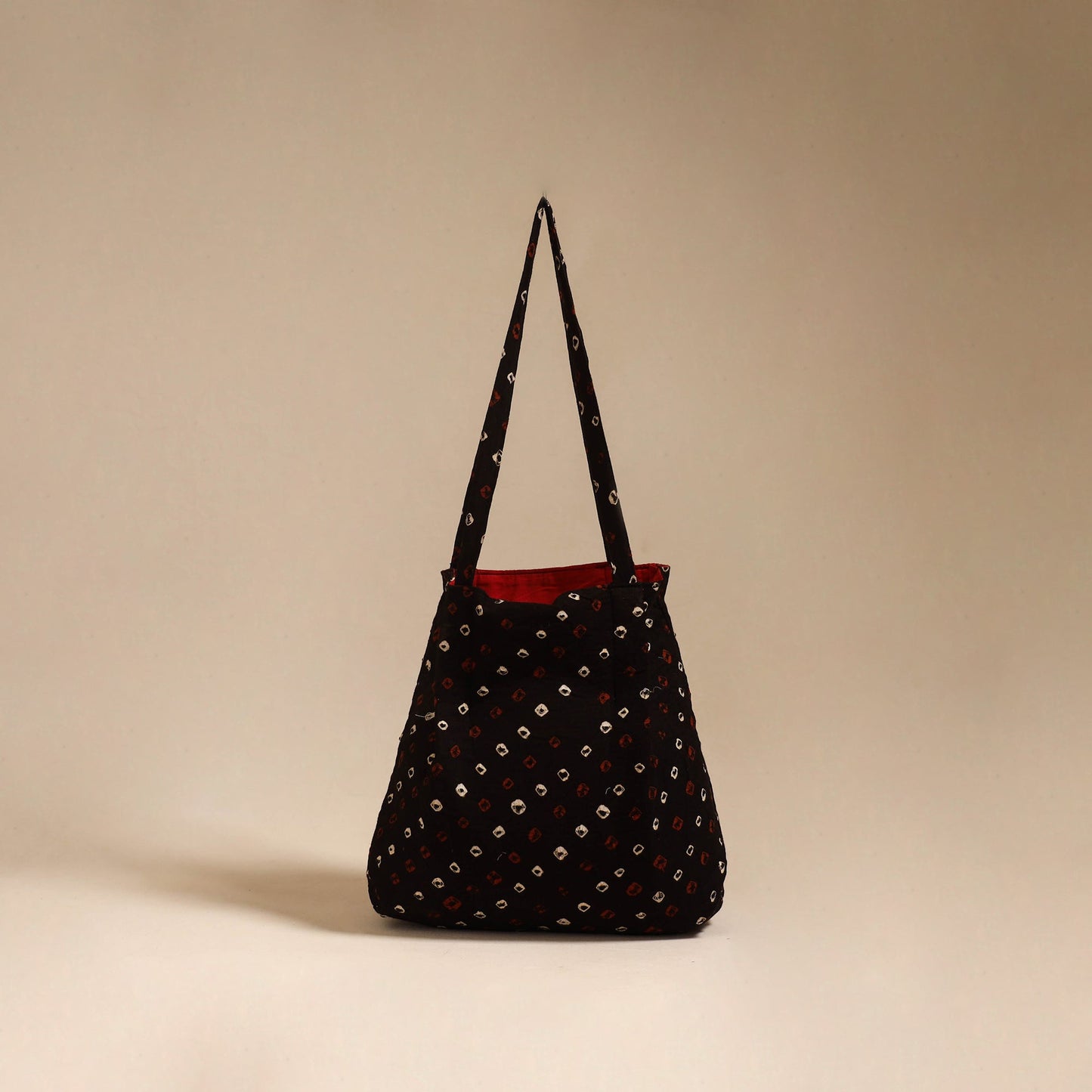 Handcrafted fabric jhola bag 02