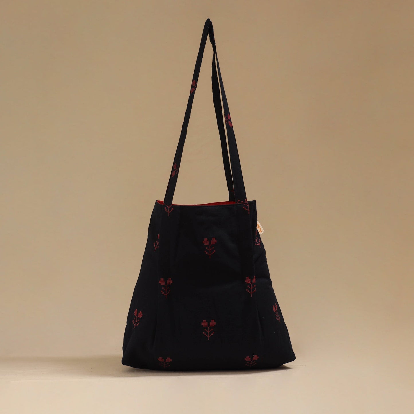 Handcrafted fabric jhola bag 04