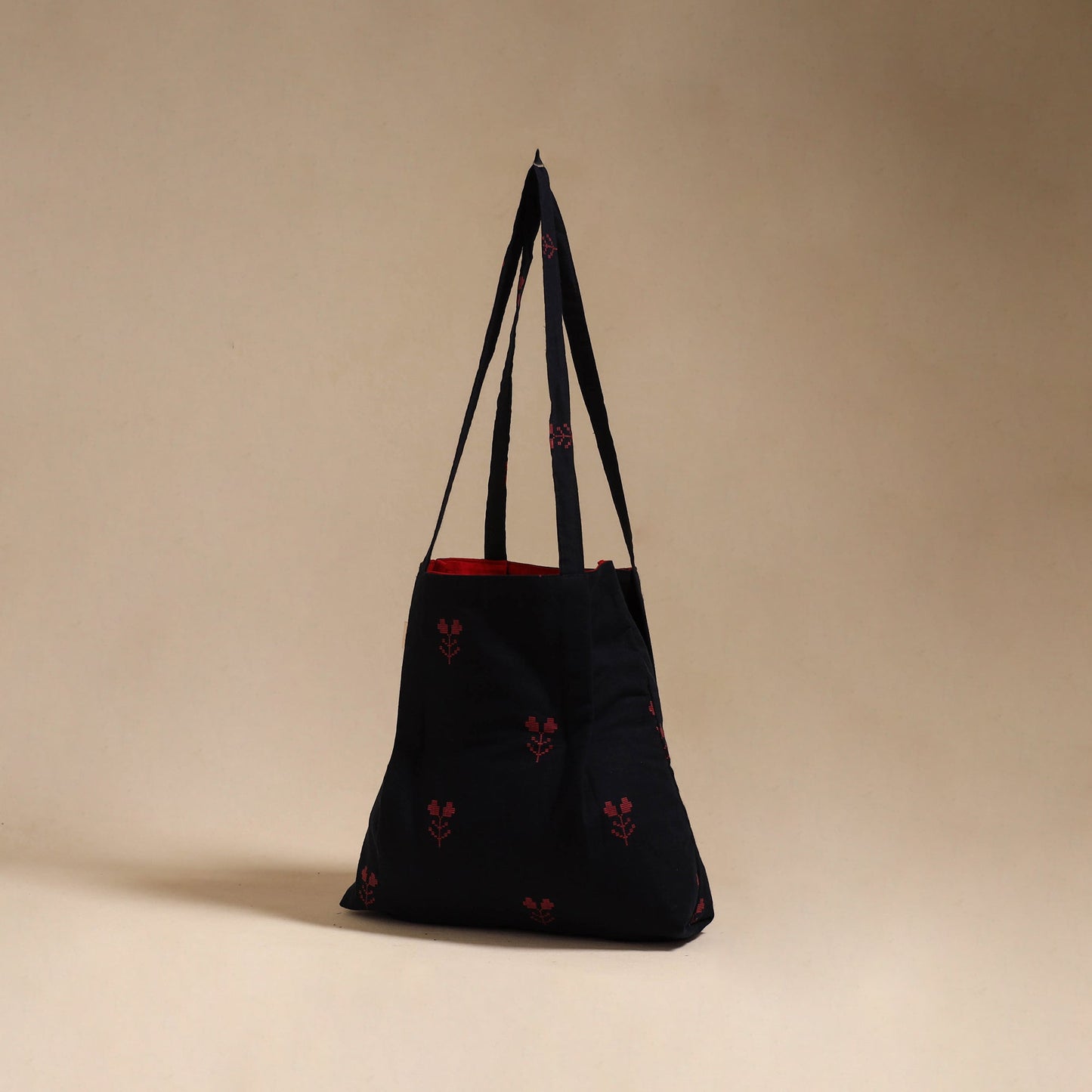 Handcrafted fabric jhola bag 14