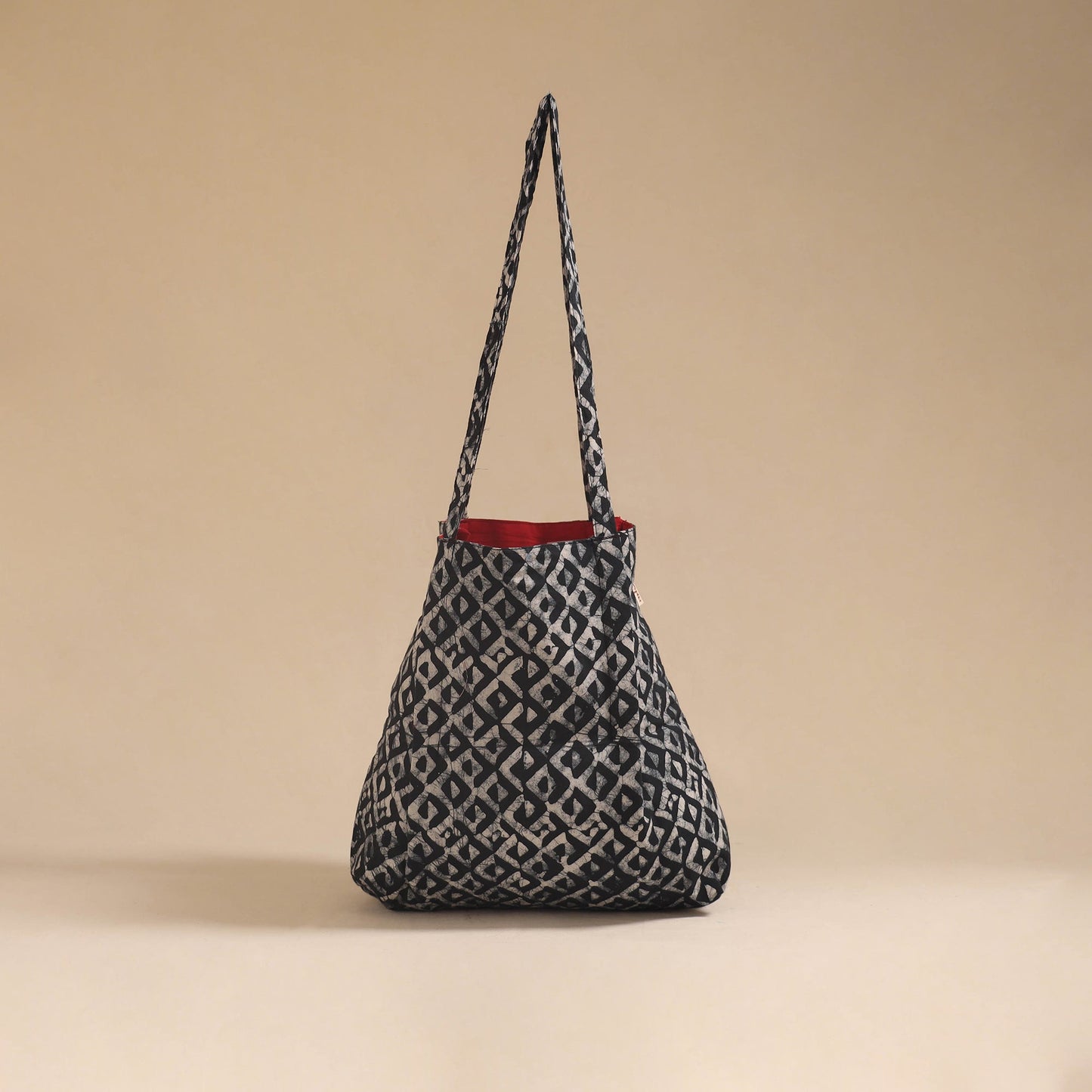 Handcrafted fabric jhola bag 18