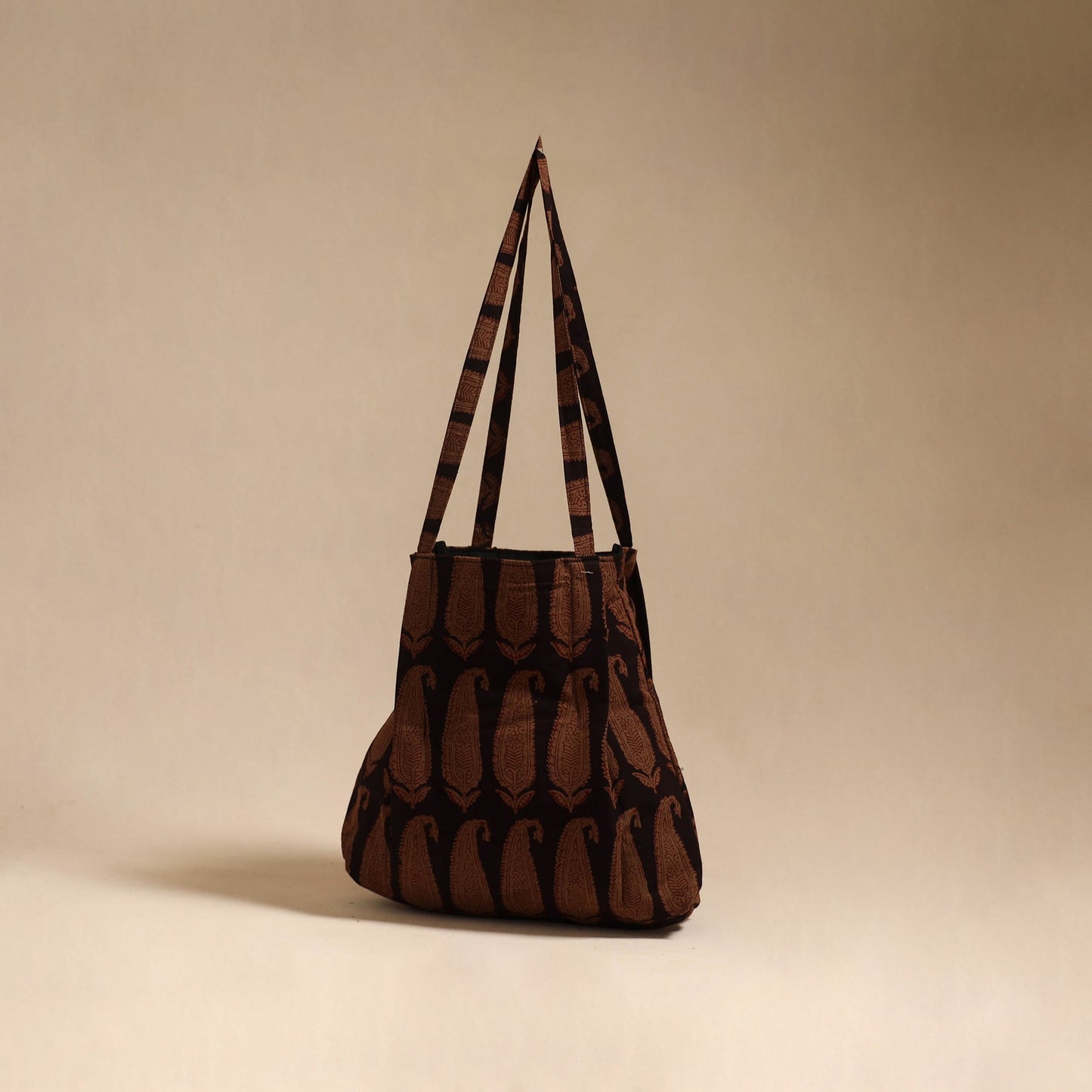 Handcrafted fabric jhola bag 36