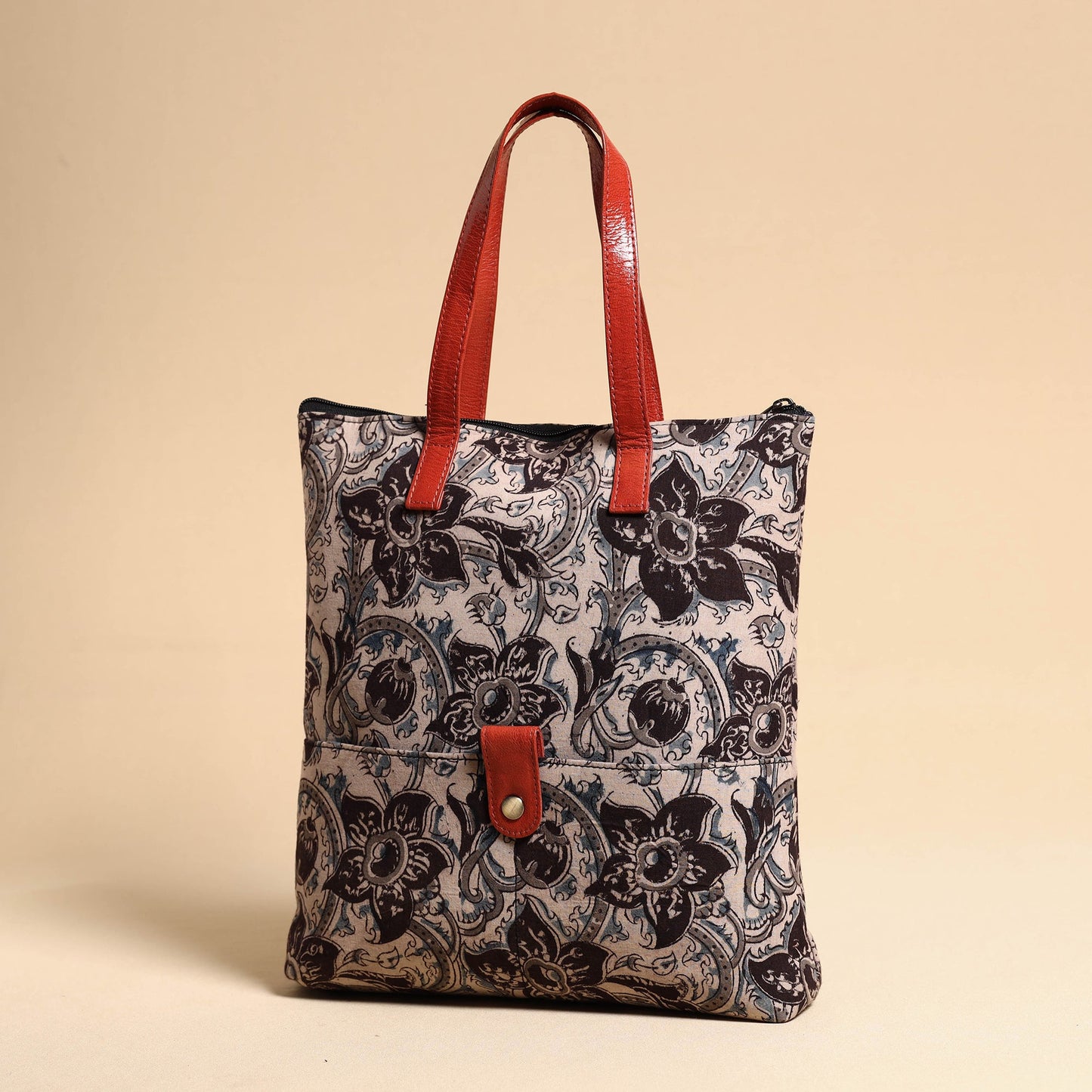 Black Handcrafted Kalamkari Block Printed Hand Bag with Leather Handle