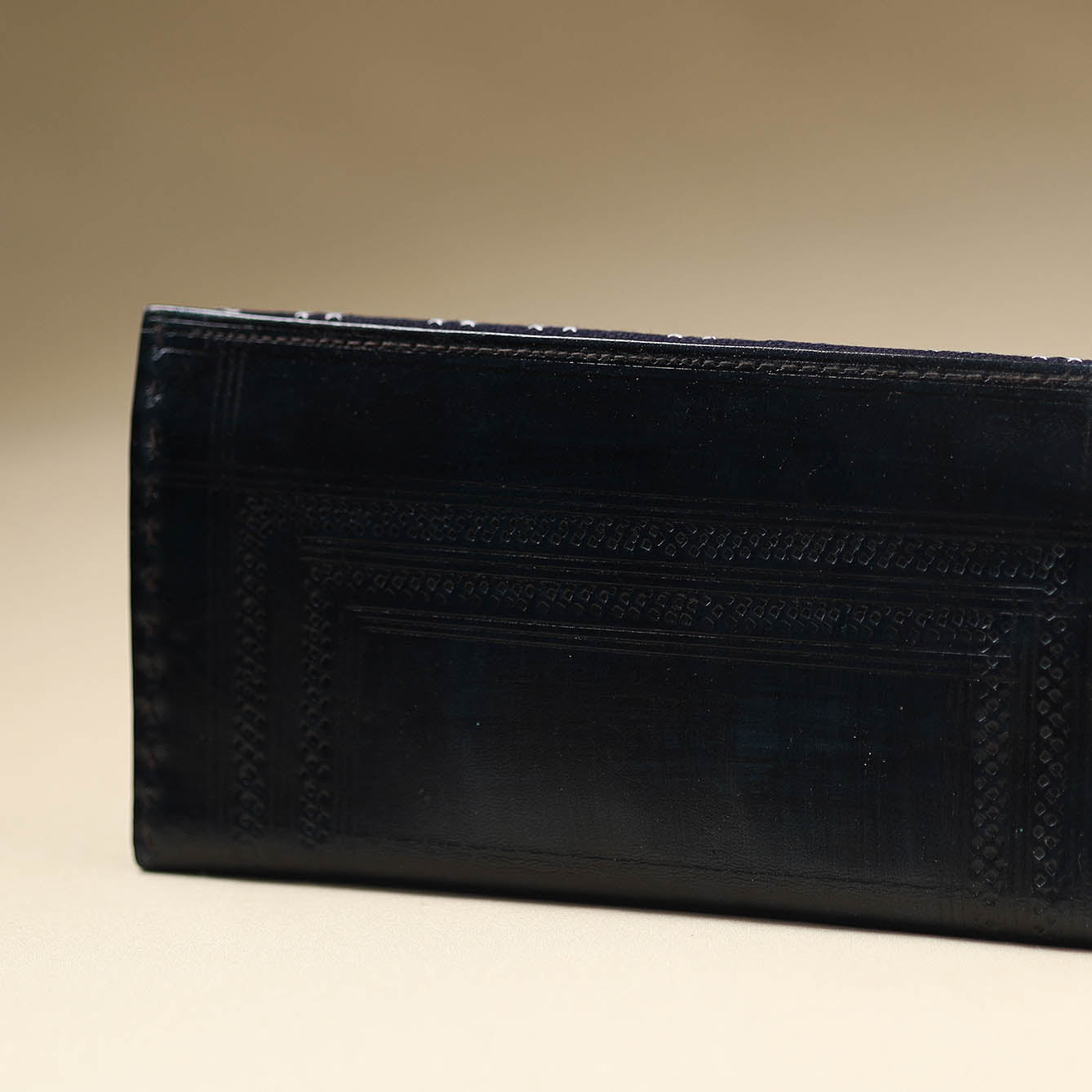 Black Handcrafted Kutch Jat Embroidery Leather Wallet