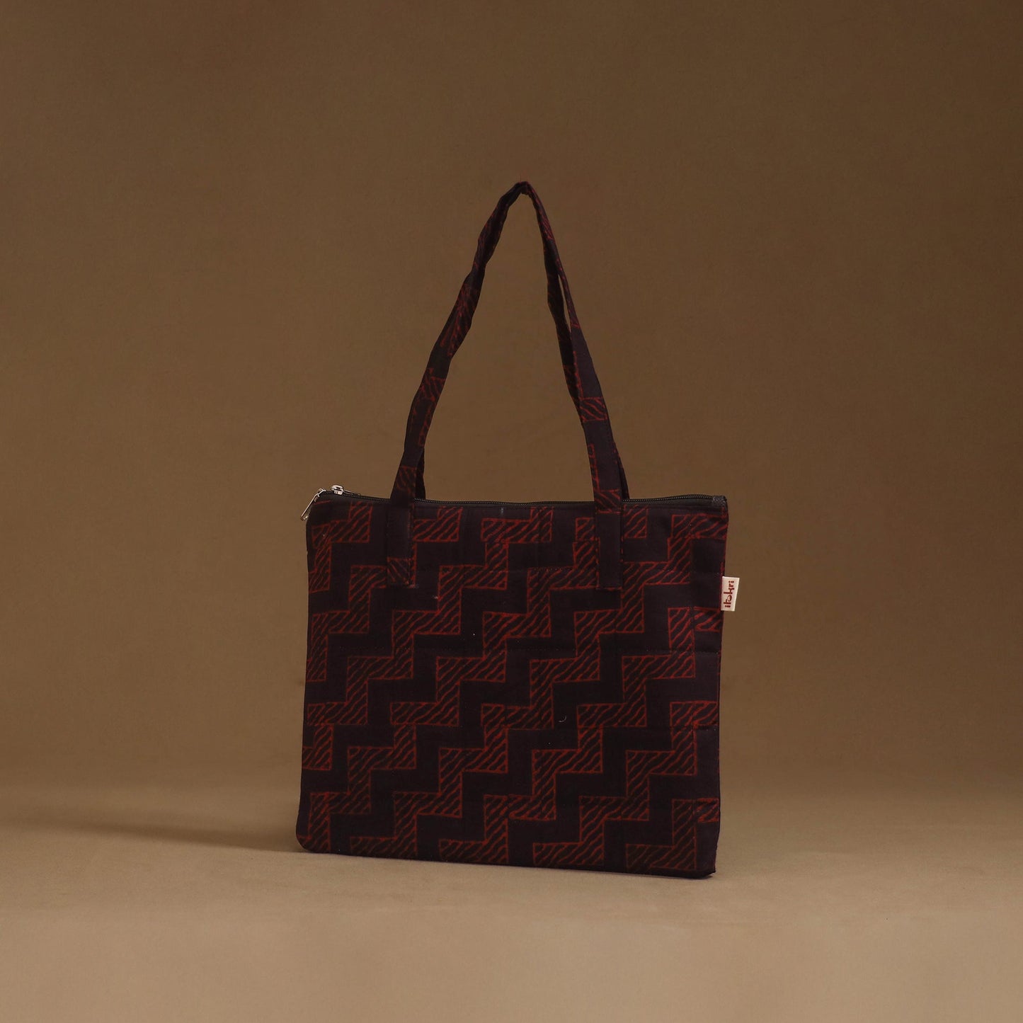 Handcrafted quilted handbag 34