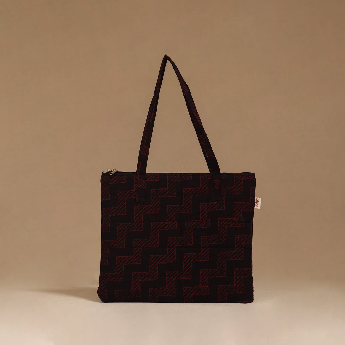Handcrafted quilted handbag 80