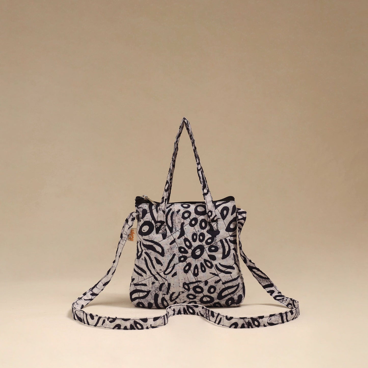 Handcrafted quilted sling bag 01