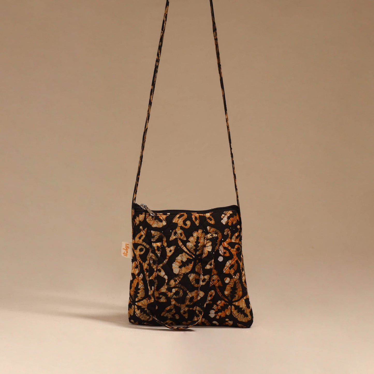 Handcrafted quilted sling bag 05