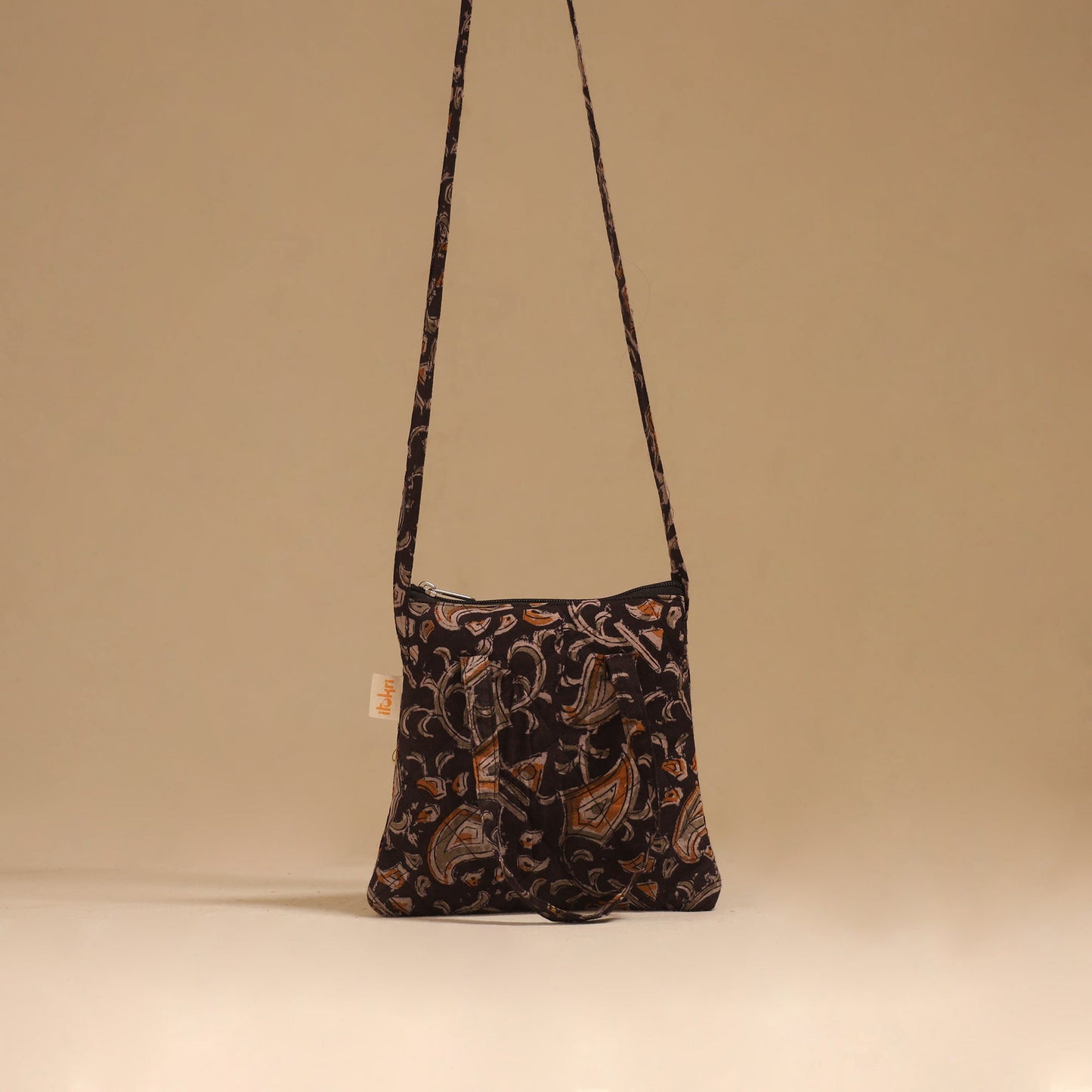 Handcrafted quilted sling bag 77