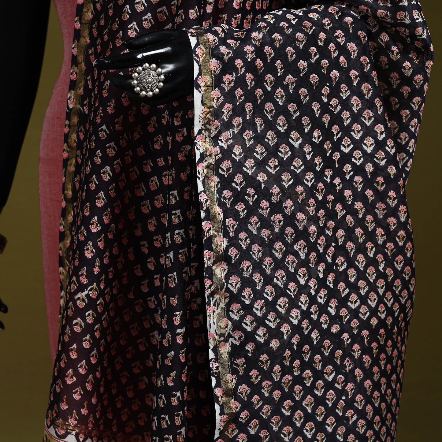Black - handloom chanderi silk hand sanganeri dupatta 26