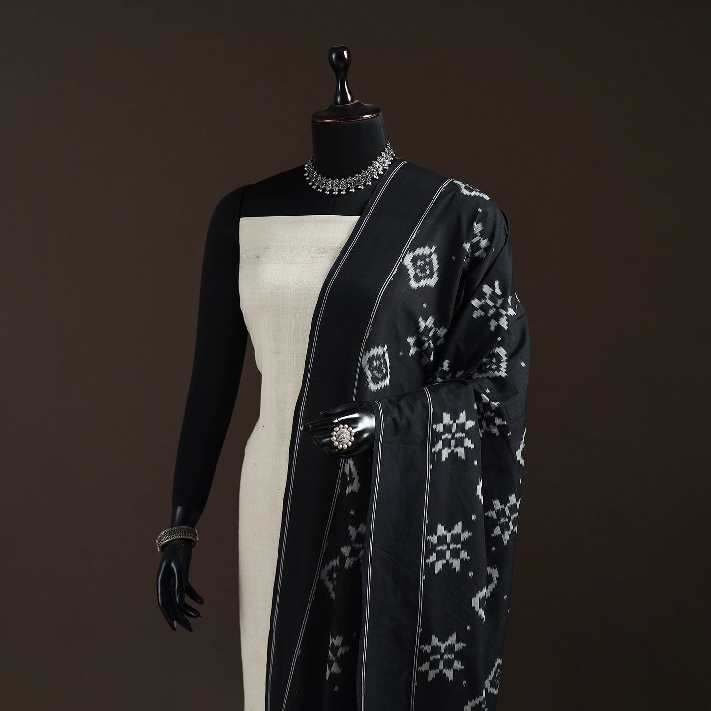 Handloom cotton pochampally ikat dupatta 07 - handcrafted