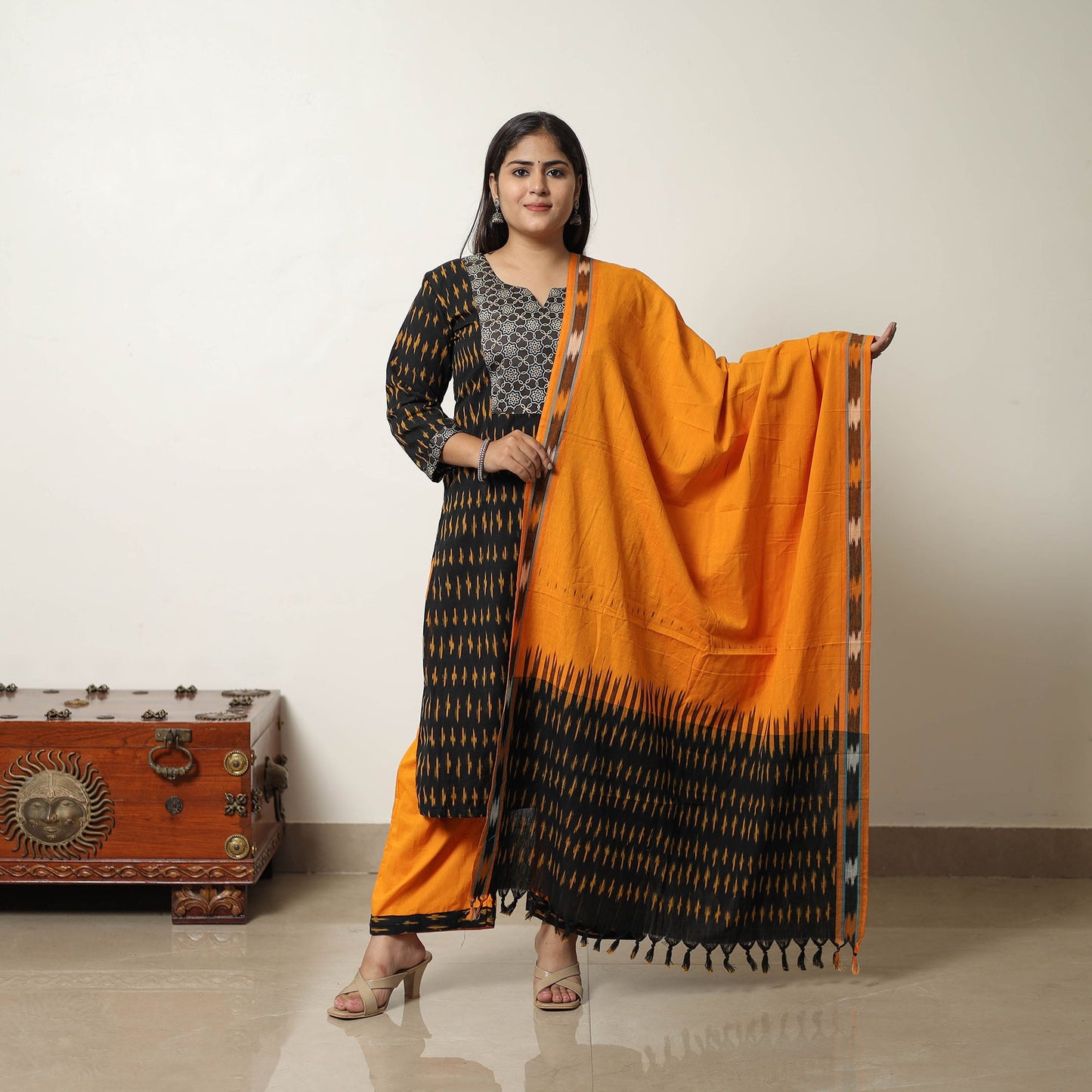 Black Handloom Cotton Pochampally Ikat Kurta Set