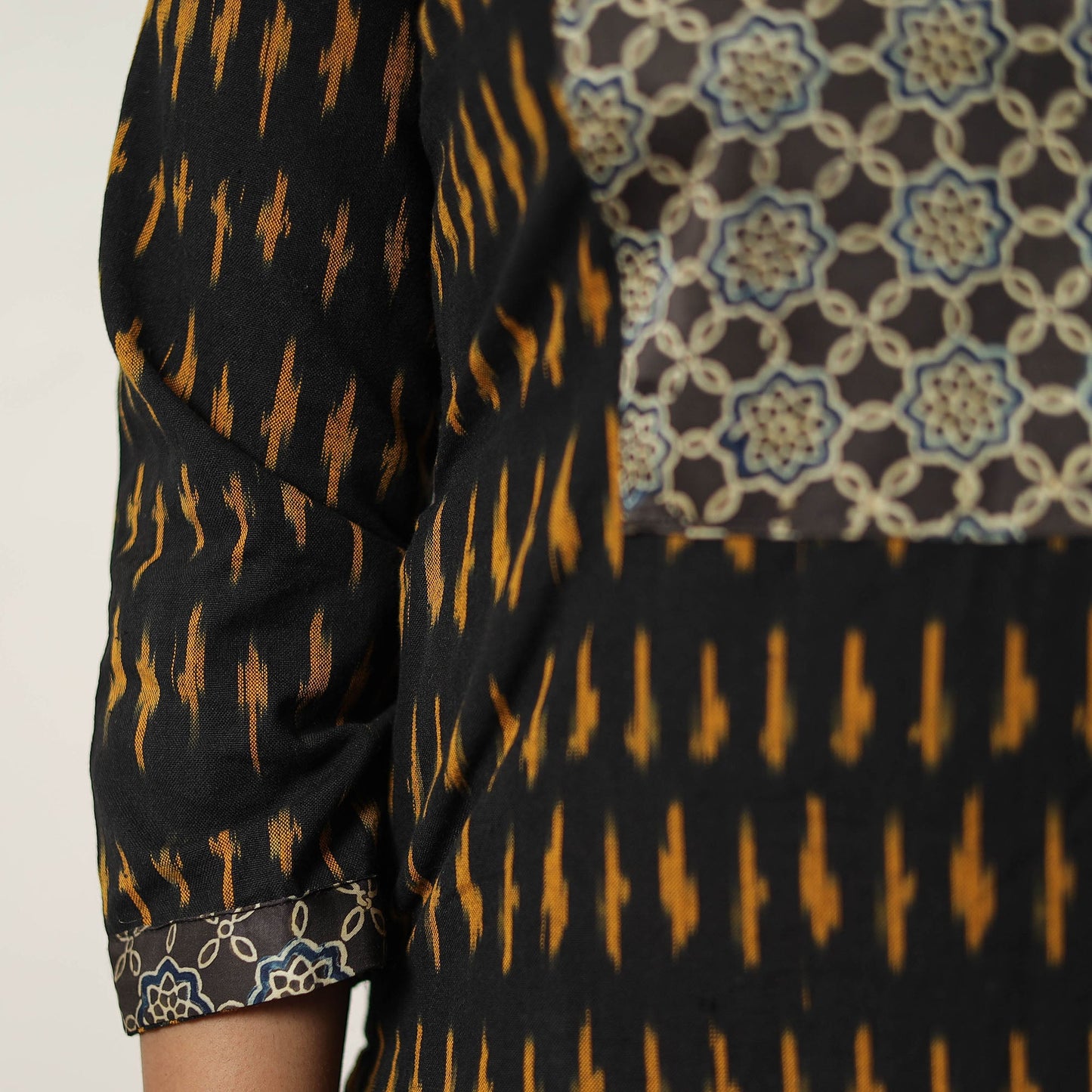 Black Handloom Cotton Pochampally Ikat Kurta Set