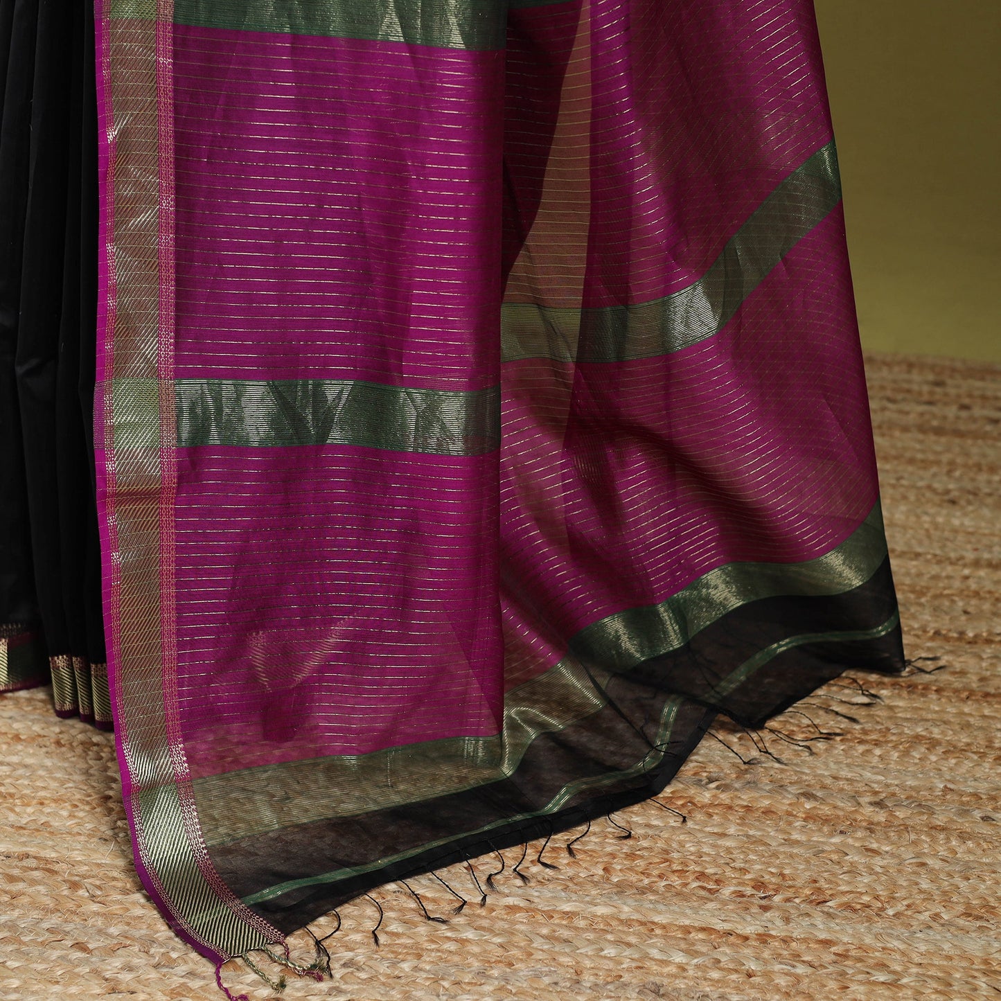 Black - handloom silk cotton maheshwari saree with zari