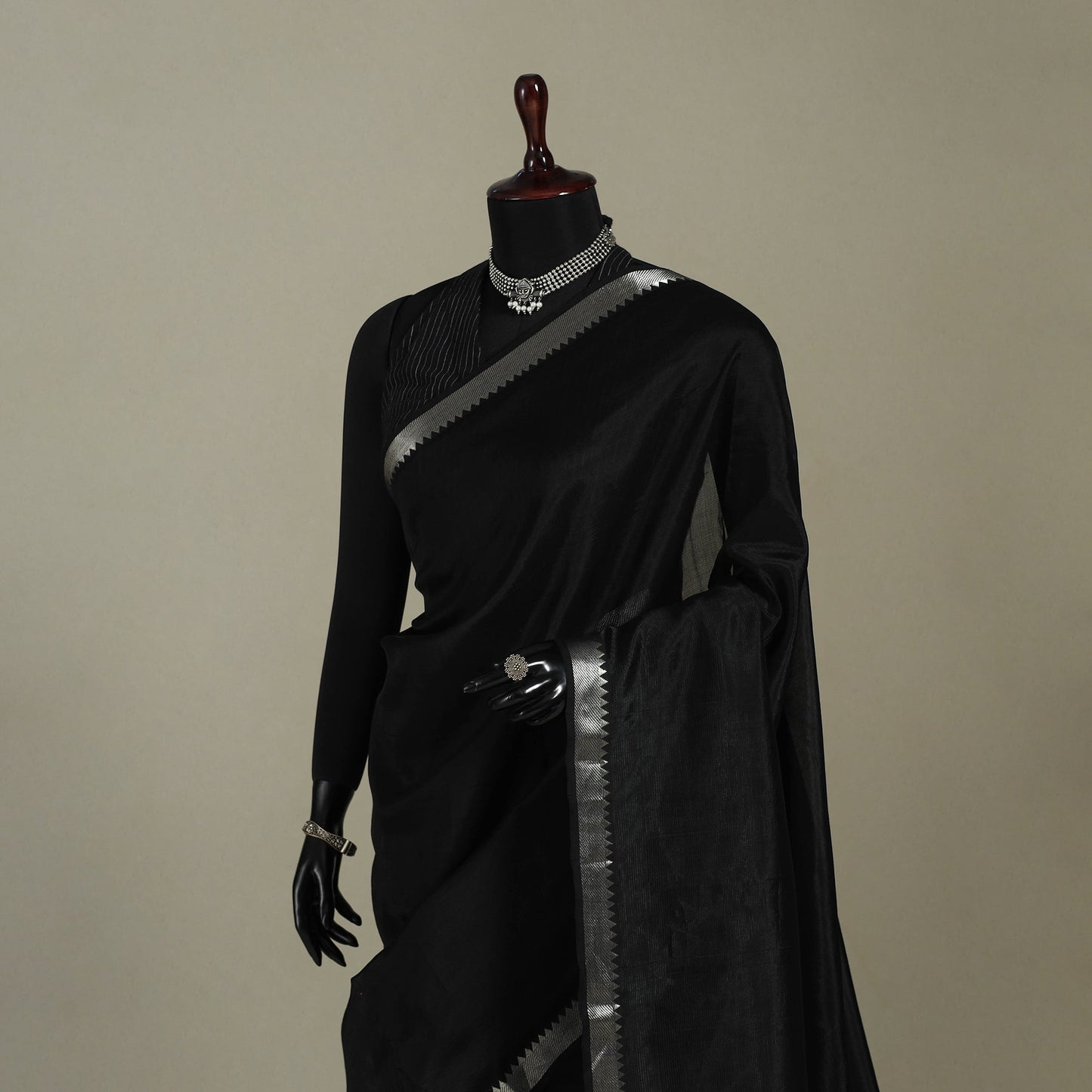 Black Handloom Silk Cotton Zari Border Mangalagiri Pattu Saree