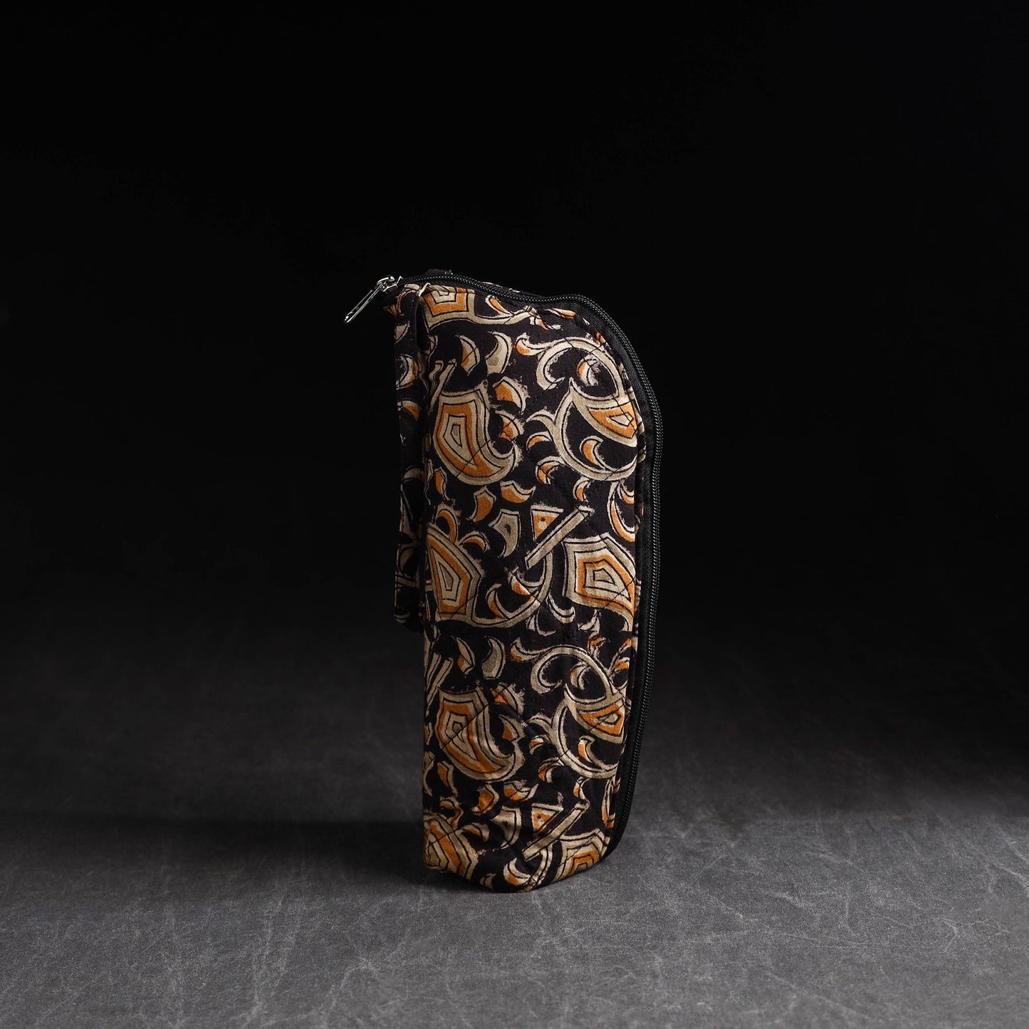 Handmade 1l water bottle cover 09 - handcrafted