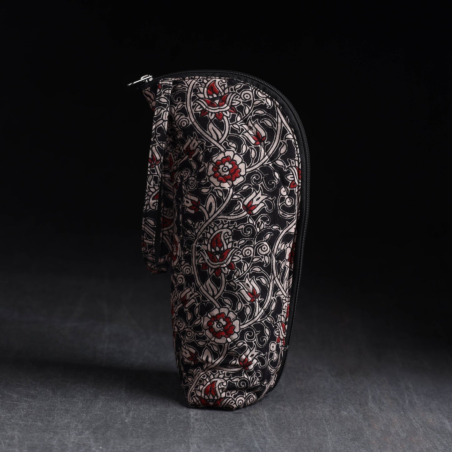 Handmade 1l water bottle cover 09 - handcrafted