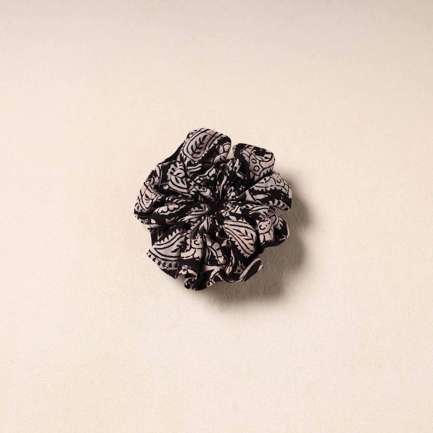Black Handmade Cotton Elastic Rubber Band/Scrunchie
