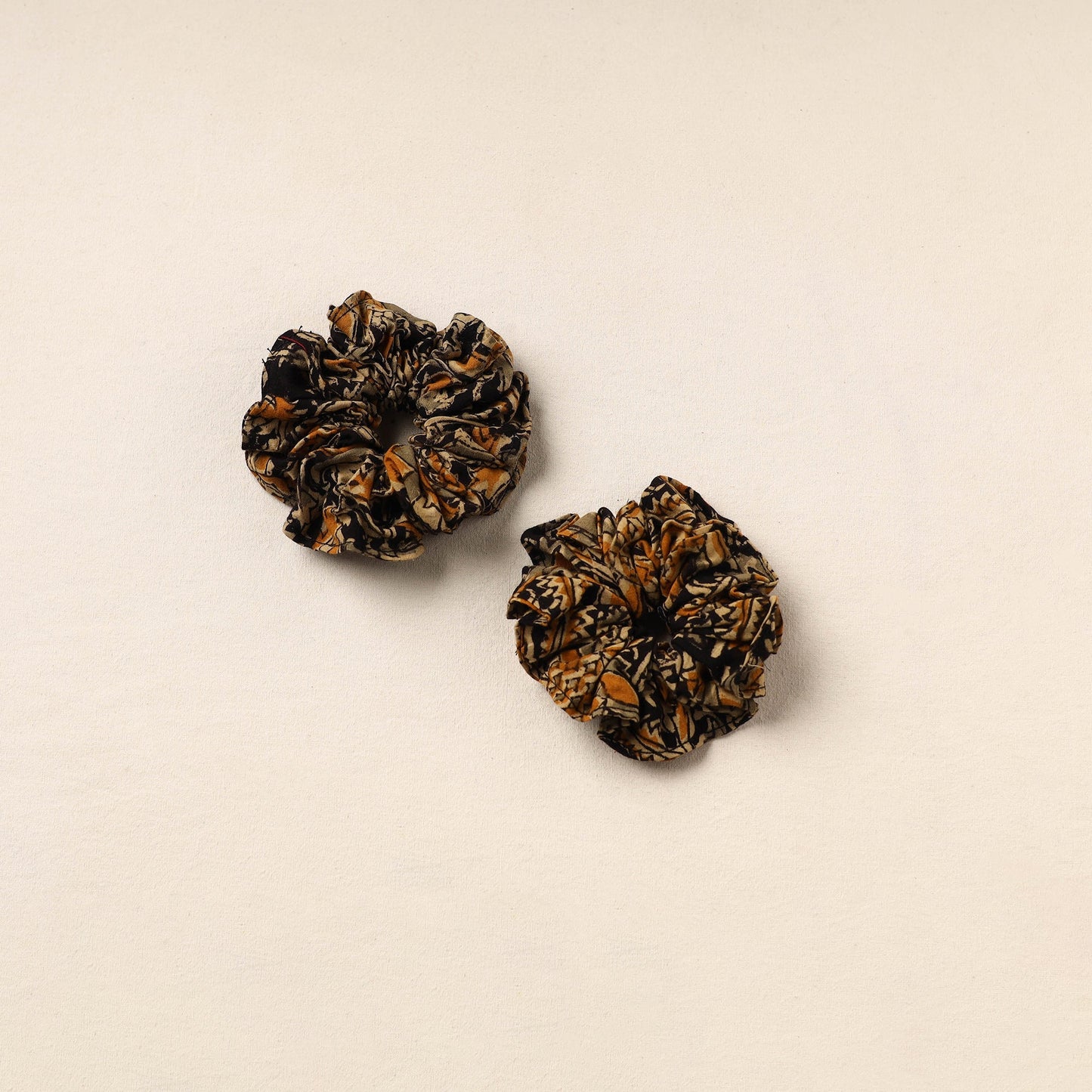 Black - handmade cotton rubber bands/scrunchies (set of 2)